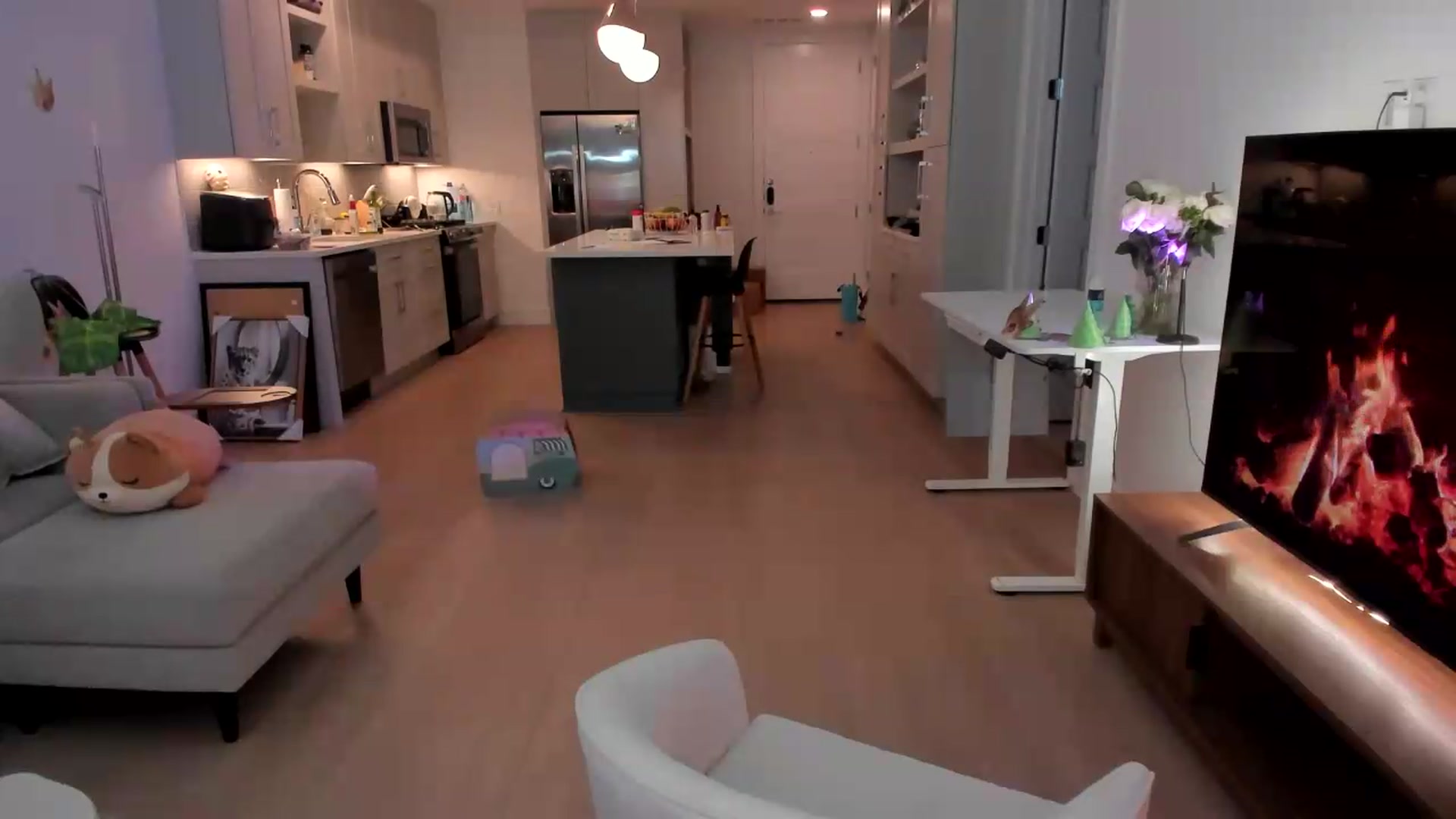 Gallery image thumbnail from Just_Vi's myfreecams stream on, 05/16/2026, 07:15 image 7 of 20