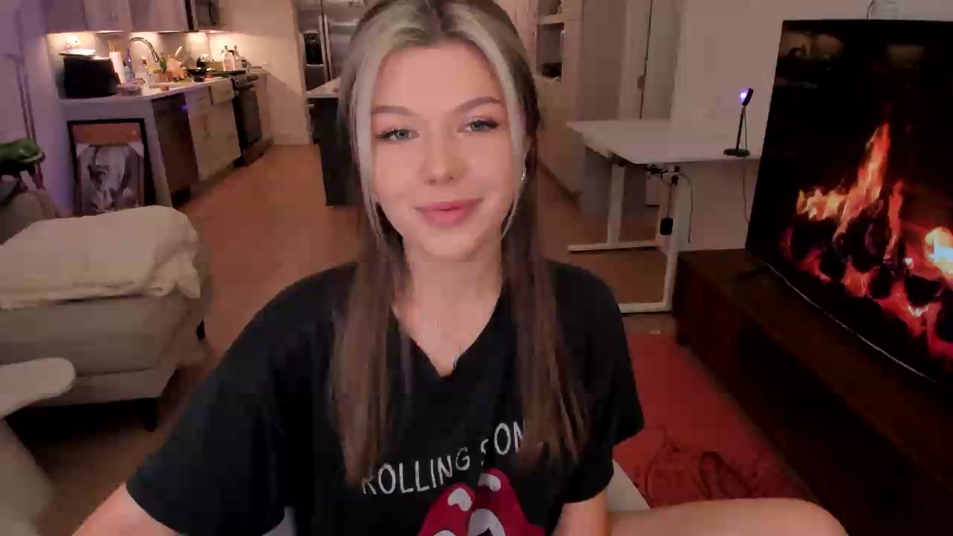 Gallery image thumbnail from Just_Vi's myfreecams stream on, 05/23/2026, 06:33 image 1 of 20