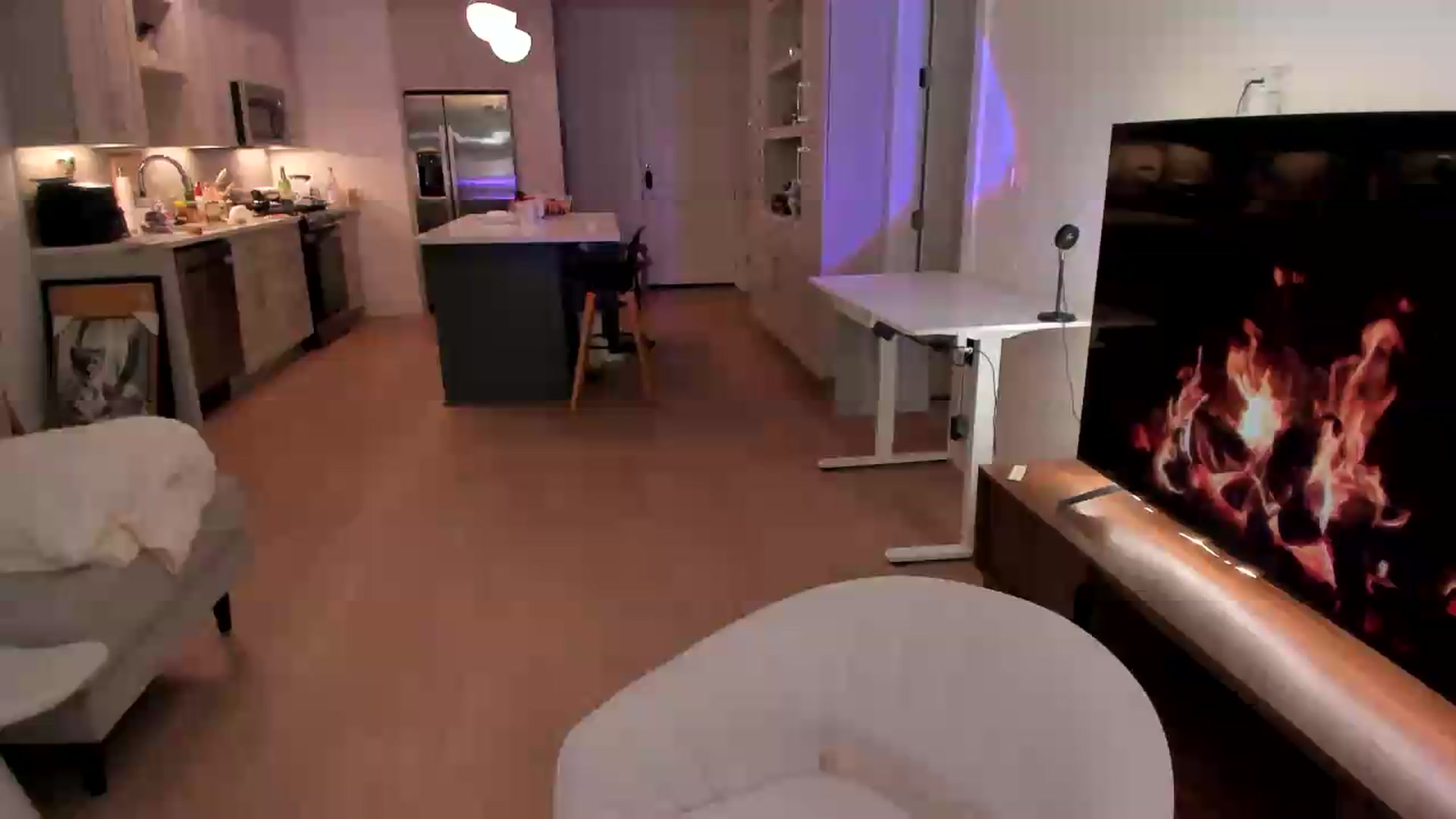Gallery image thumbnail from Just_Vi's myfreecams stream on, 05/24/2026, 08:10 image 5 of 20