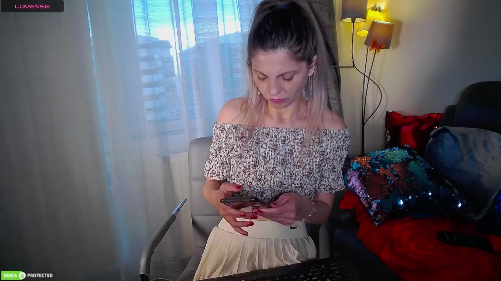 Gallery image thumbnail from JustaBlonde1's myfreecams stream on, 03/29/2024, 16:47 image 16 of 20