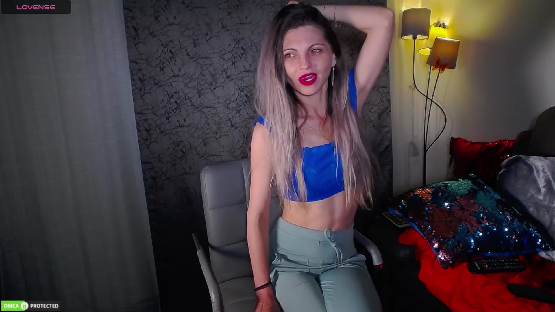 Gallery image thumbnail from JustaBlonde1's myfreecams stream on, 03/30/2024, 18:03 image 14 of 20