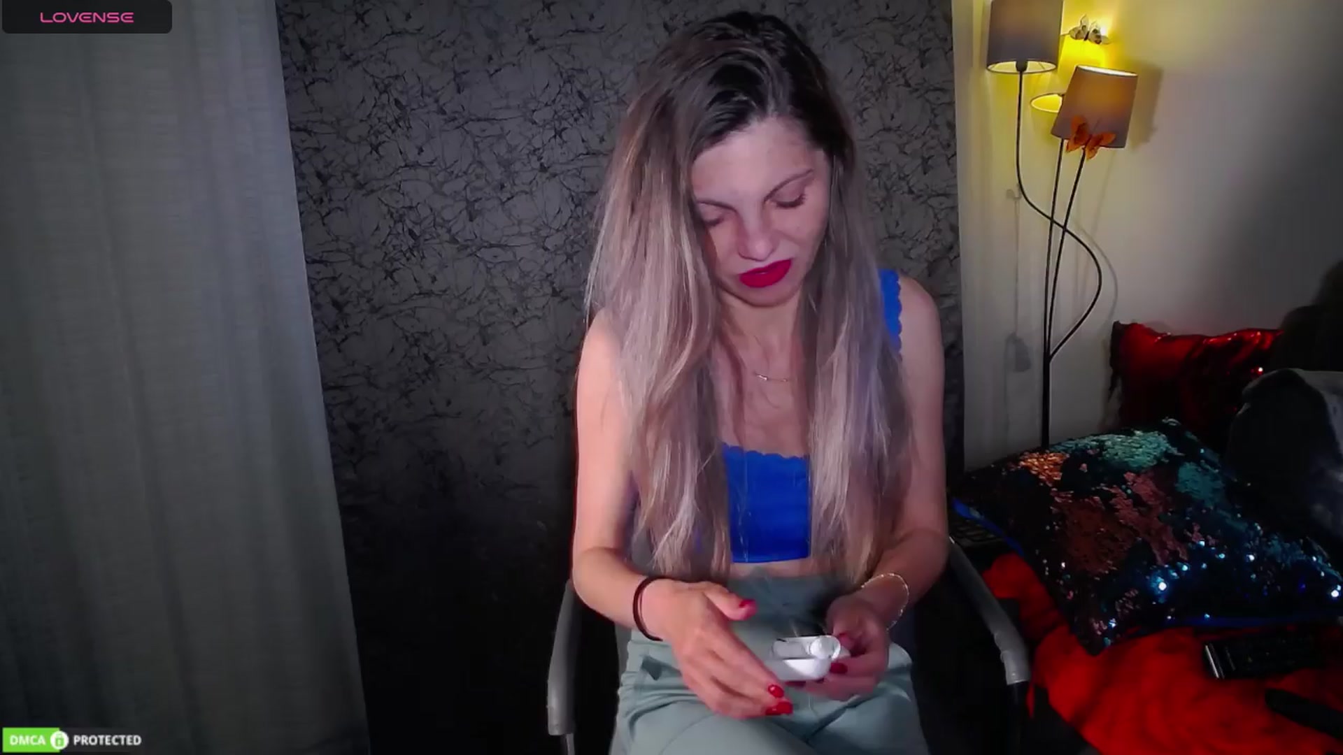 Gallery image thumbnail from JustaBlonde1's myfreecams stream on, 03/30/2024, 18:51 image 17 of 20