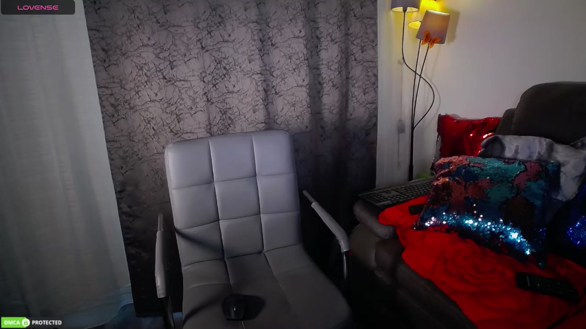 Gallery image thumbnail from JustaBlonde1's myfreecams stream on, 04/03/2024, 18:41 image 3 of 20