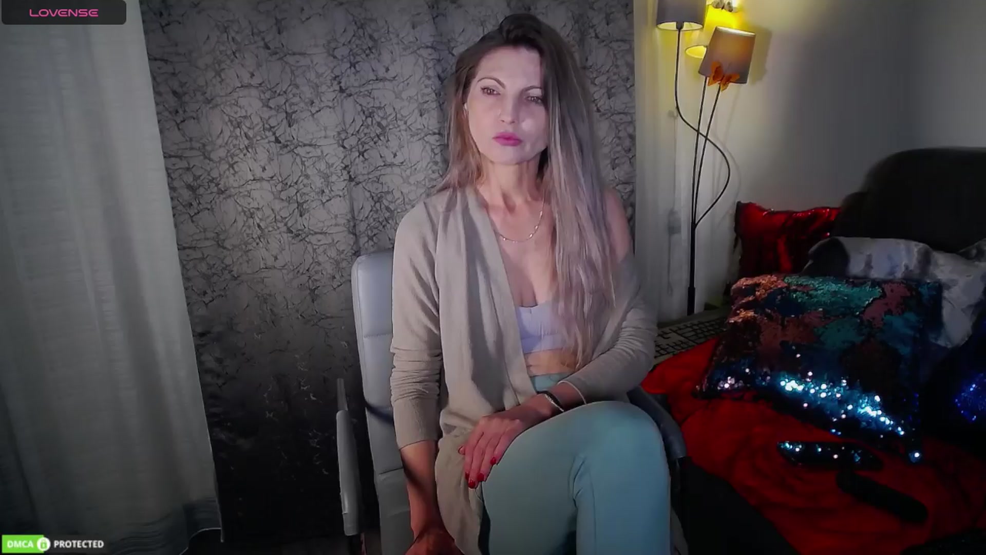 Gallery image thumbnail from JustaBlonde1's myfreecams stream on, 04/03/2024, 18:41 image 12 of 20