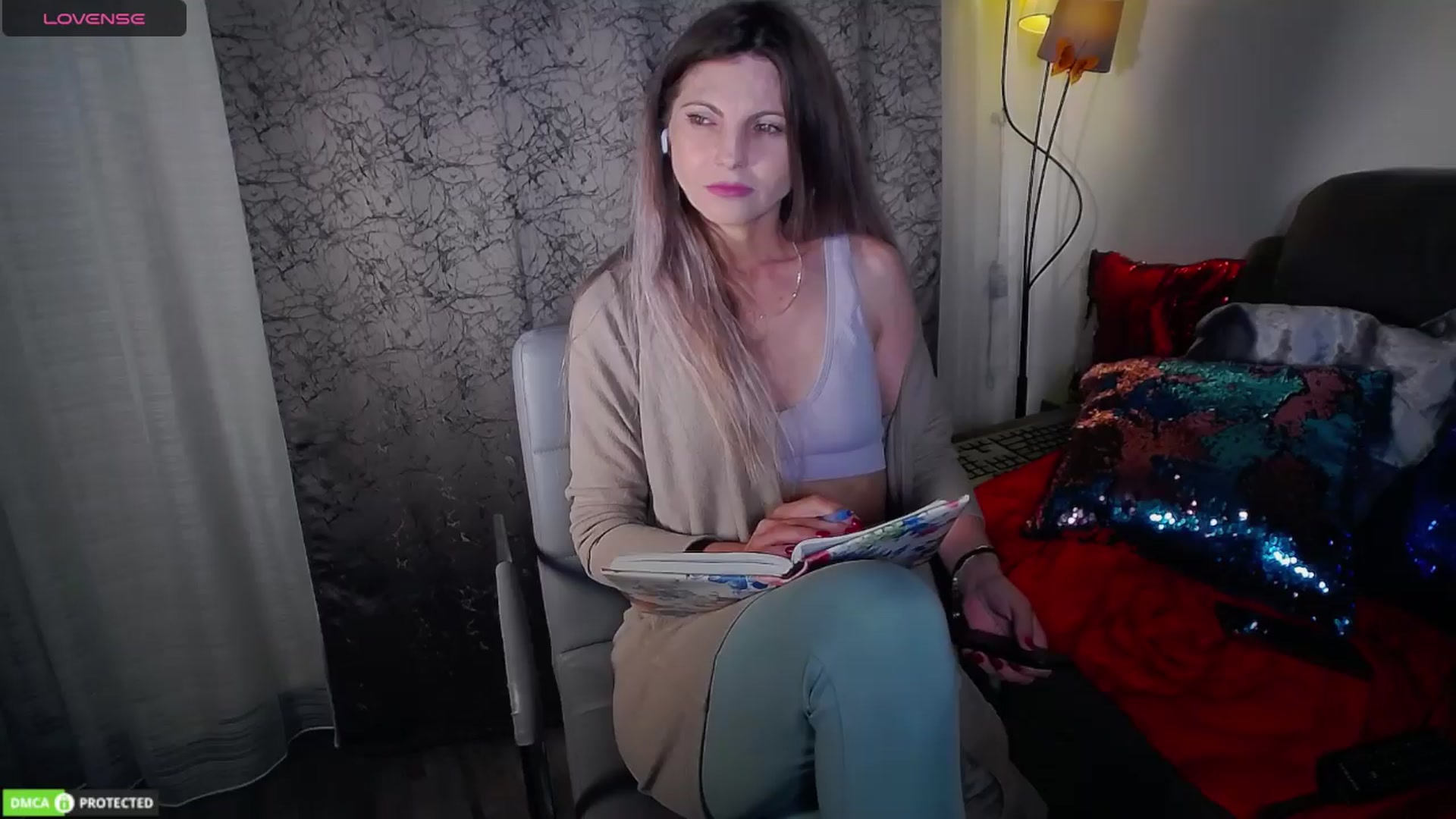 Gallery image thumbnail from JustaBlonde1's myfreecams stream on, 04/03/2024, 18:41 image 11 of 20