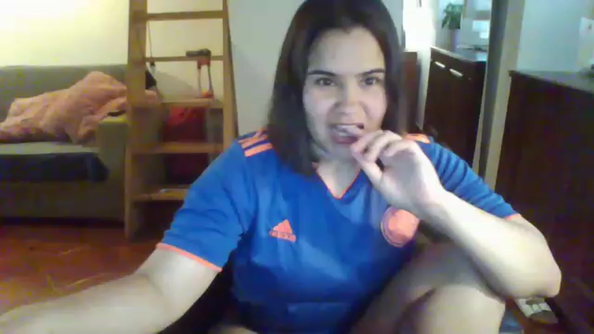 Gallery image thumbnail from Justaustralia's myfreecams stream on, 06/03/2023, 13:11 image 6 of 20