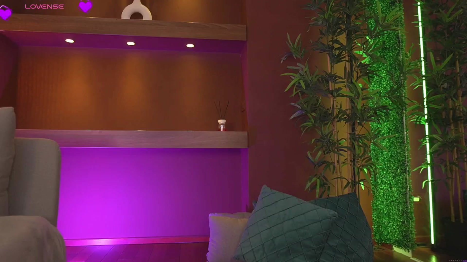Gallery image thumbnail from JustinneJade's myfreecams stream on, 11/23/2025, 12:41 image 15 of 20
