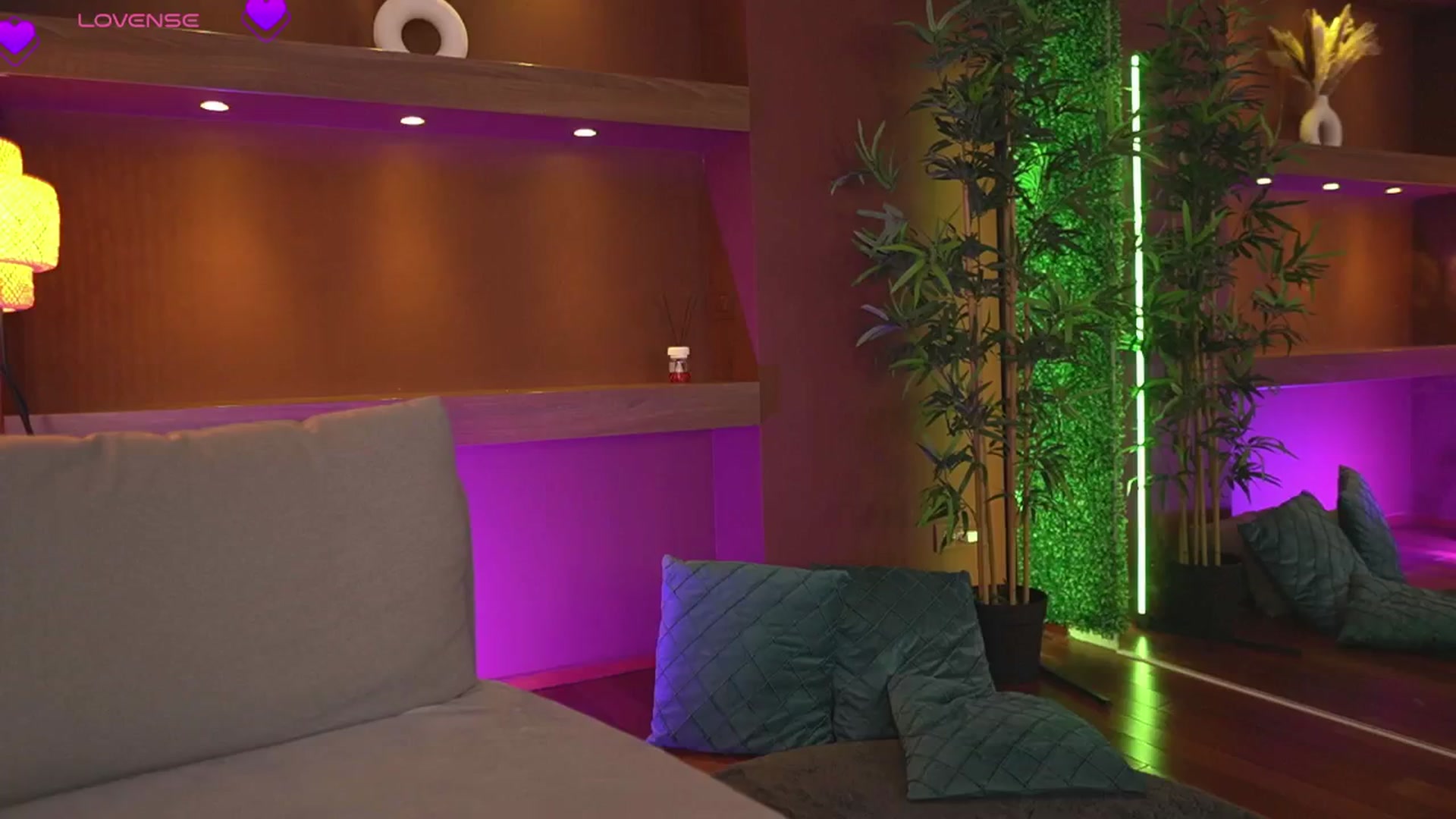 Gallery image thumbnail from JustinneJade's myfreecams stream on, 11/24/2025, 11:34 image 14 of 20