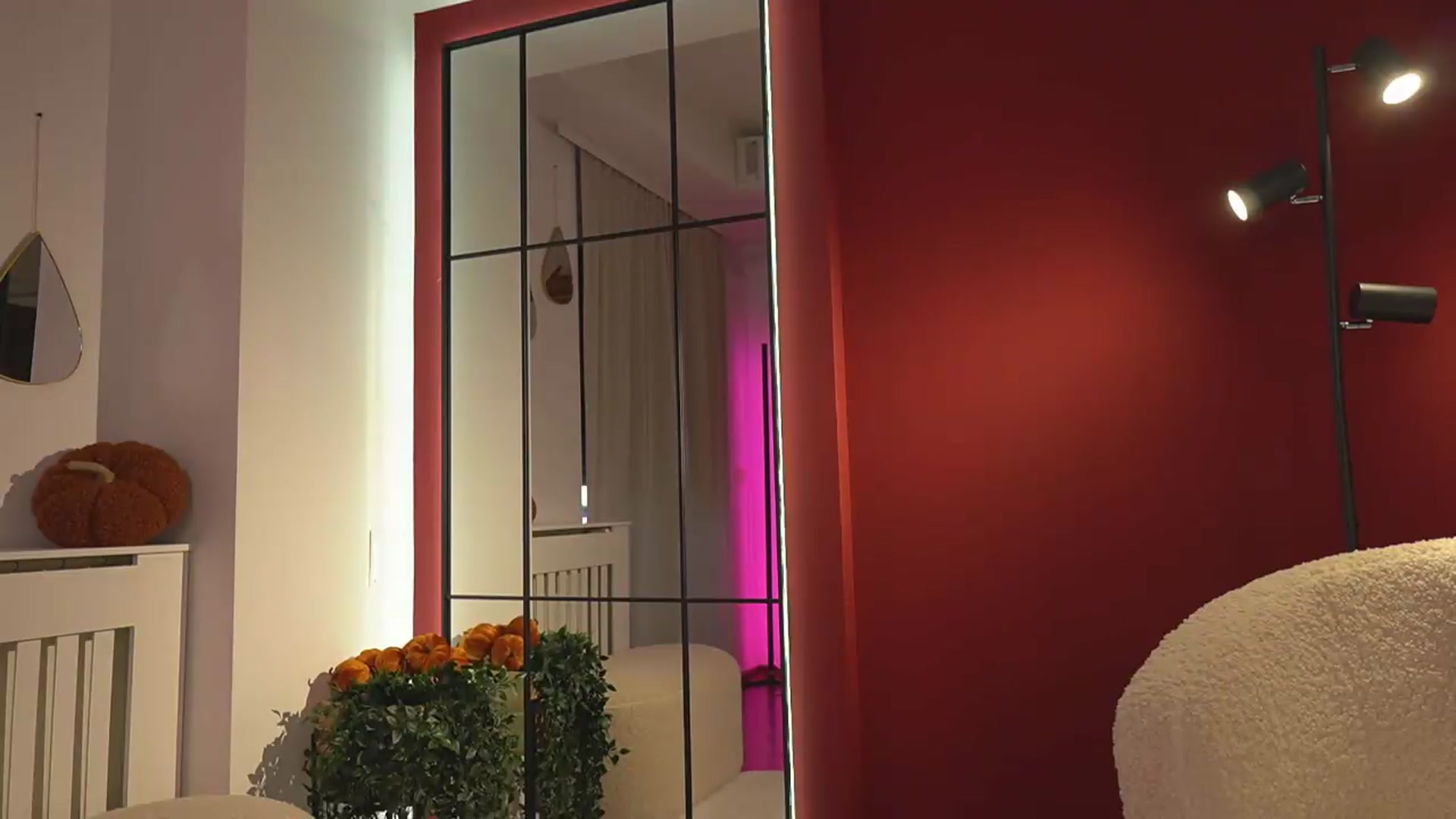 Gallery image thumbnail from JustinneJade's myfreecams stream on, 09/14/2026, 08:33 image 5 of 20