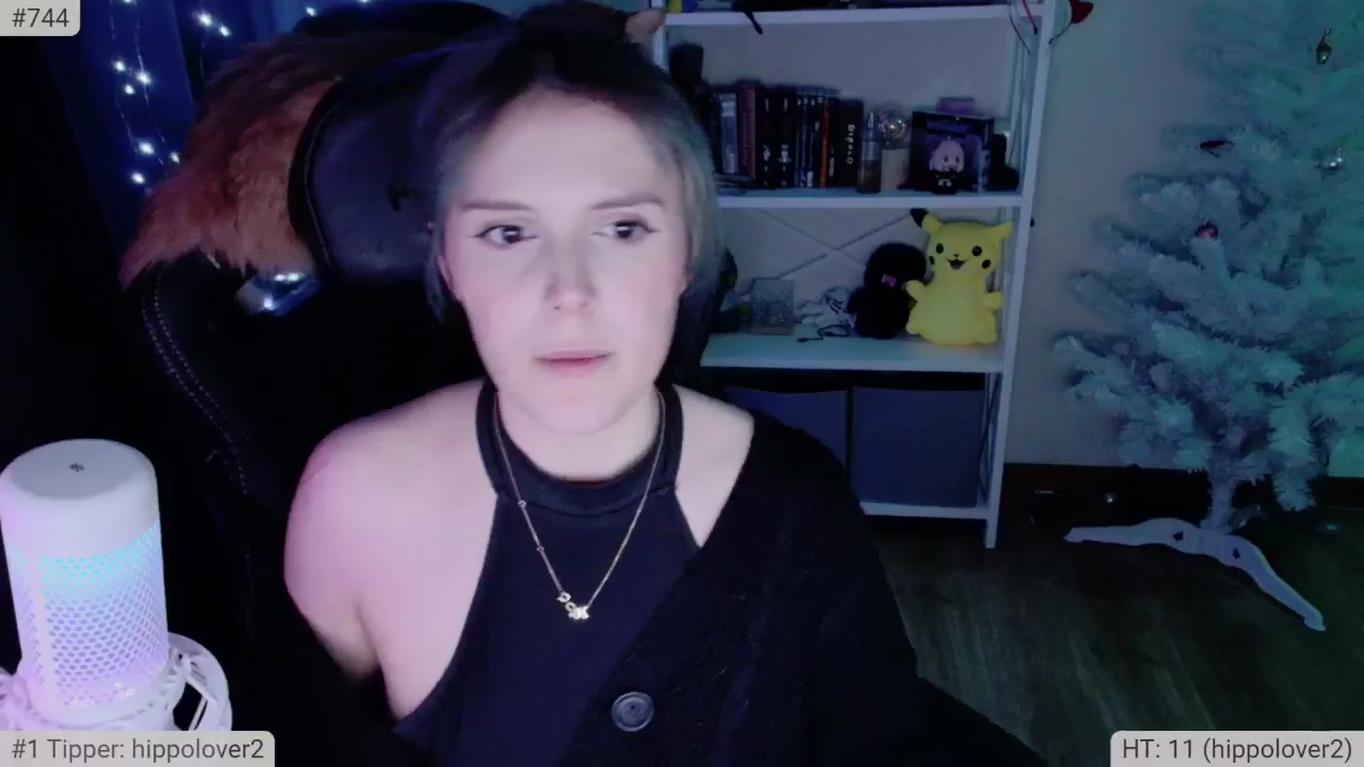 Gallery image thumbnail from Justpixel's myfreecams stream on, 12/25/2024, 21:47 image 10 of 20