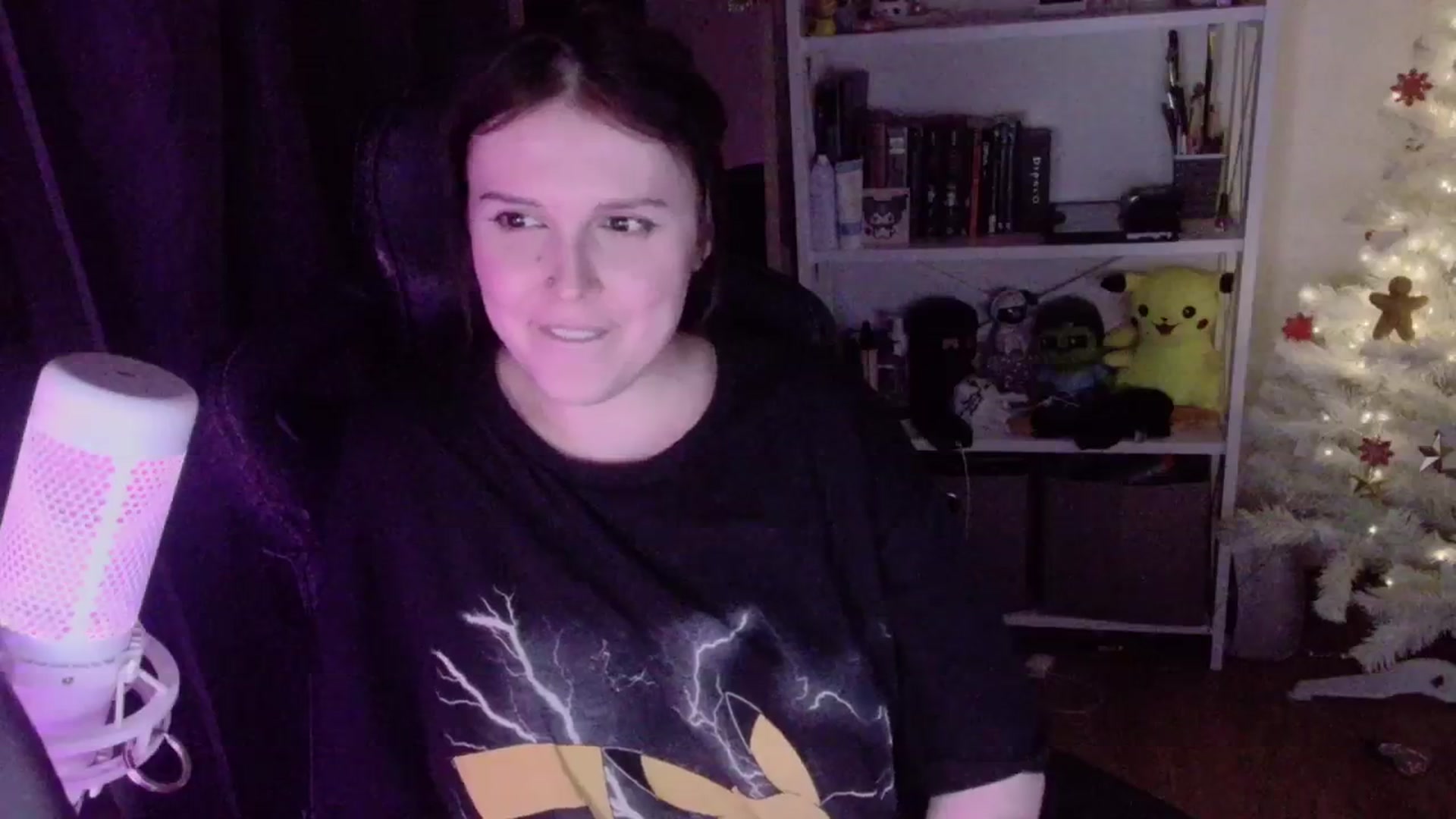 Gallery image thumbnail from Justpixel's myfreecams stream on, 12/18/2025, 01:55 image 10 of 20