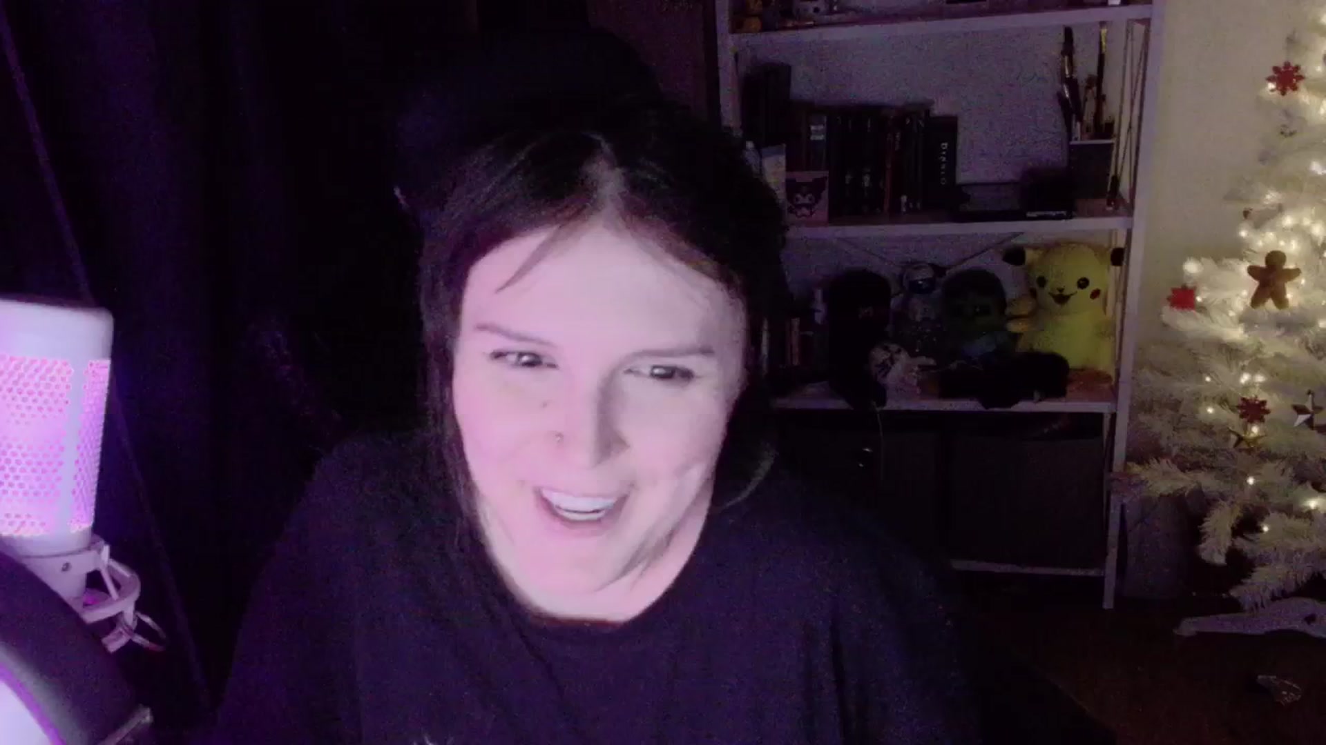 Gallery image thumbnail from Justpixel's myfreecams stream on, 12/18/2025, 01:55 image 13 of 20