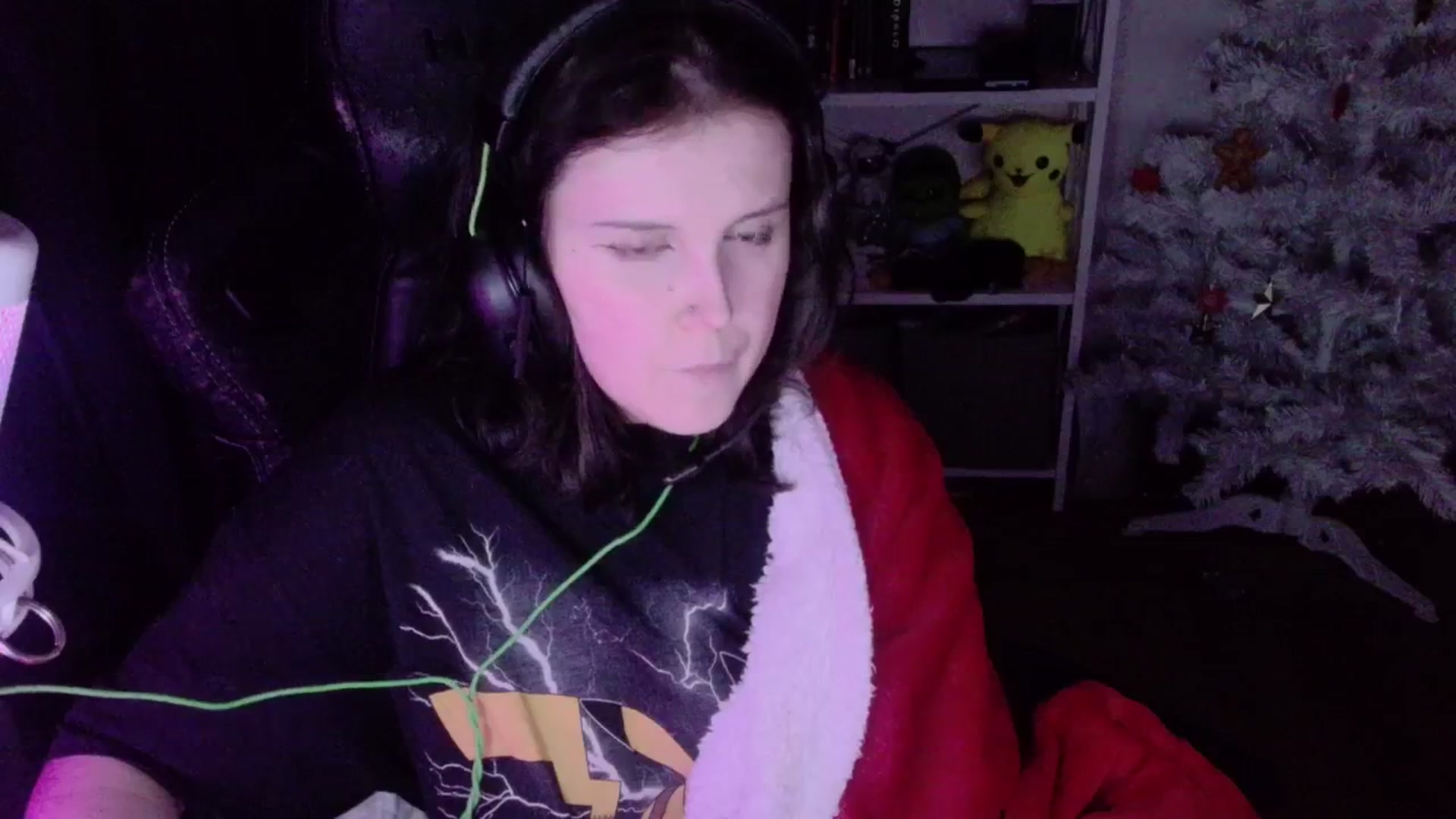 Gallery image thumbnail from Justpixel's myfreecams stream on, 12/18/2025, 01:55 image 3 of 20