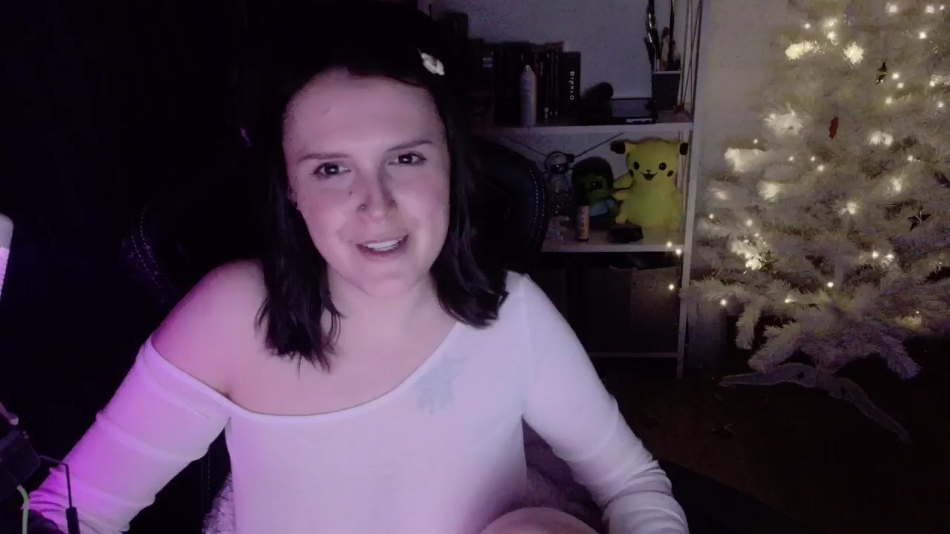 Gallery image thumbnail from Justpixel's myfreecams stream on, 12/21/2025, 02:36 image 8 of 20