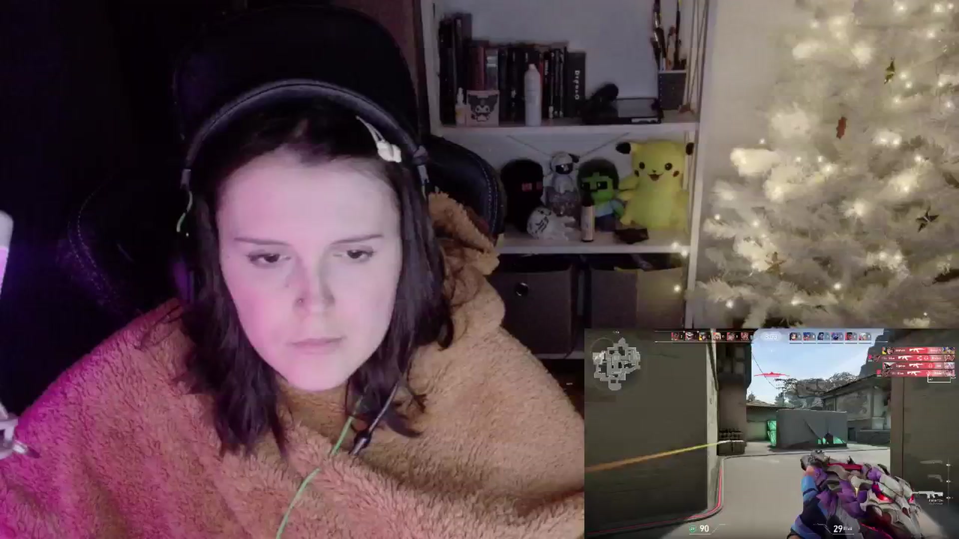 Gallery image thumbnail from Justpixel's myfreecams stream on, 12/21/2025, 02:36 image 17 of 20