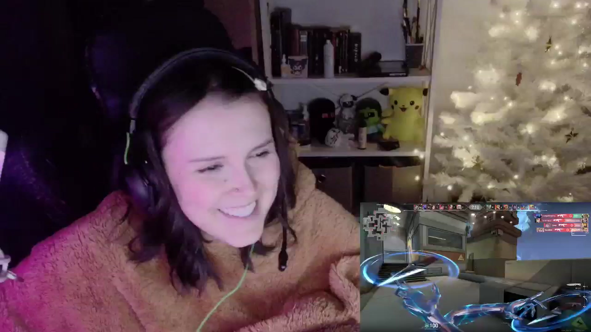 Gallery image thumbnail from Justpixel's myfreecams stream on, 12/21/2025, 02:36 image 16 of 20