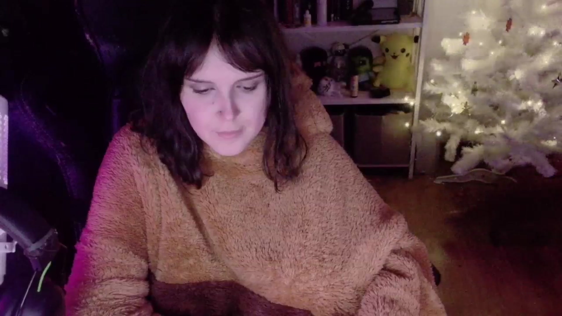 Gallery image thumbnail from Justpixel's myfreecams stream on, 12/22/2025, 01:28 image 3 of 20