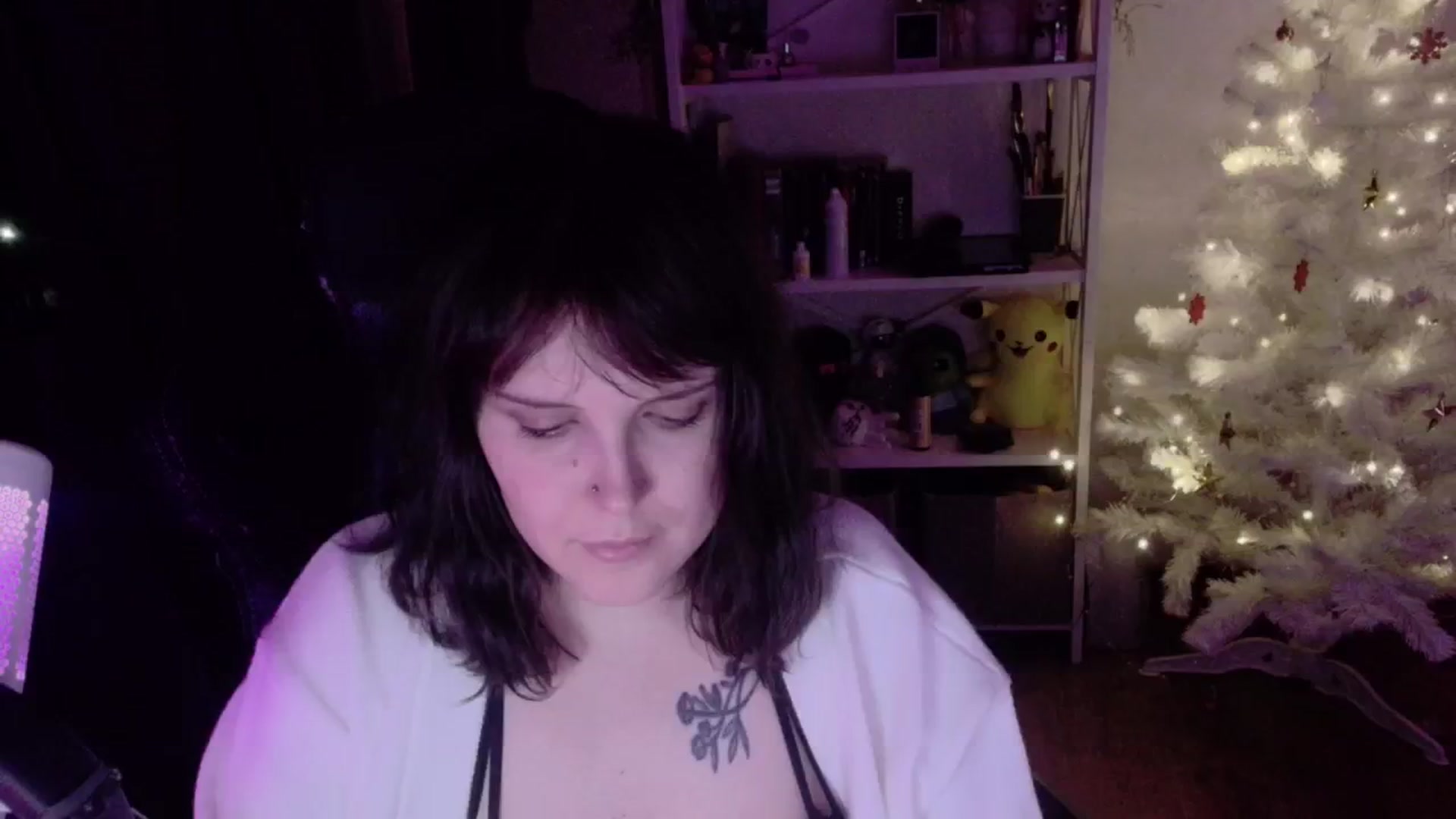 Gallery image thumbnail from Justpixel's myfreecams stream on, 12/22/2025, 01:28 image 19 of 20