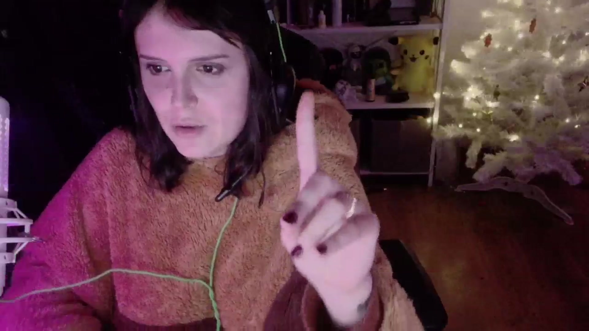 Gallery image thumbnail from Justpixel's myfreecams stream on, 12/22/2025, 01:28 image 14 of 20