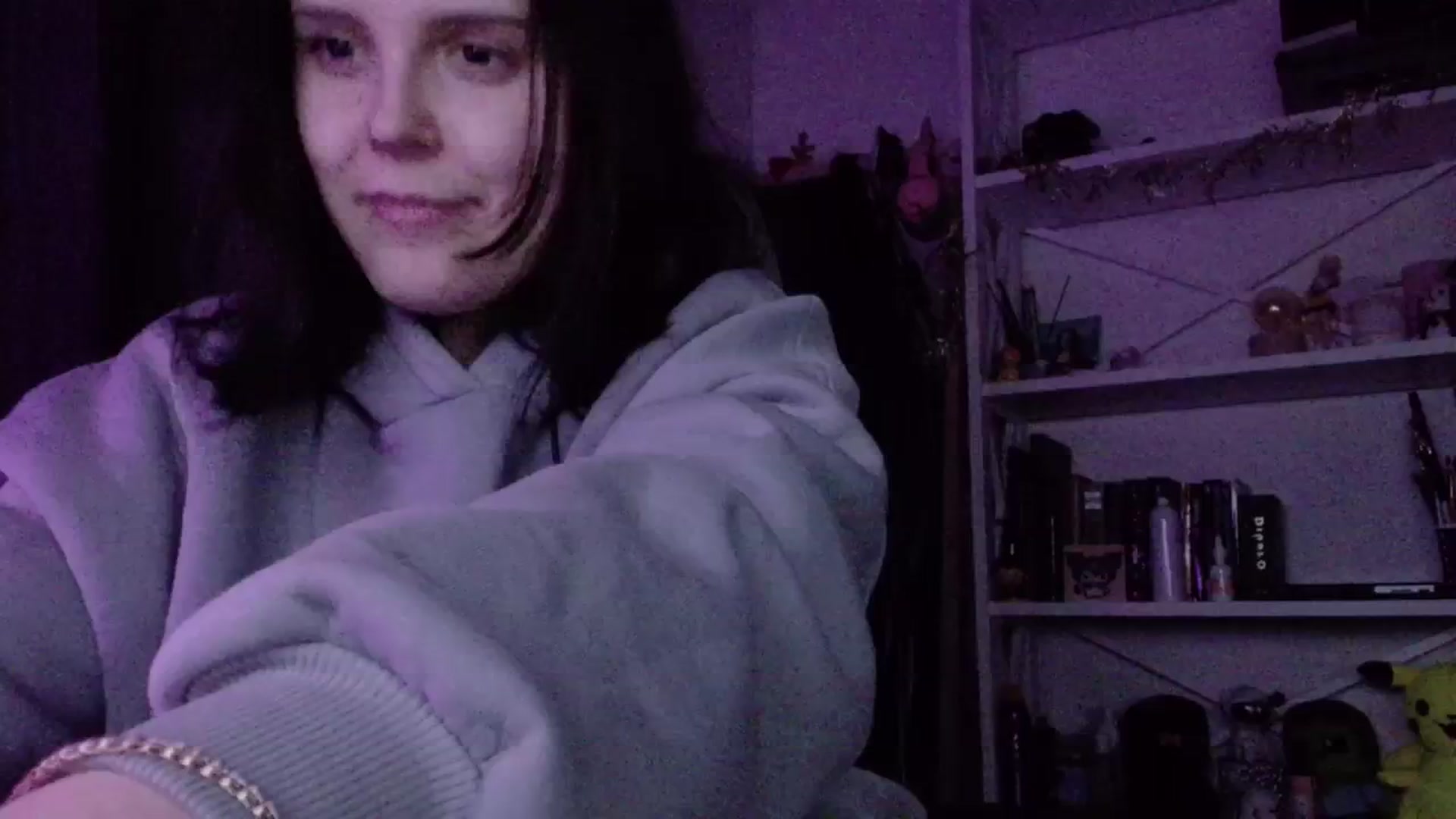 Gallery image thumbnail from Justpixel's myfreecams stream on, 12/24/2025, 16:49 image 13 of 20