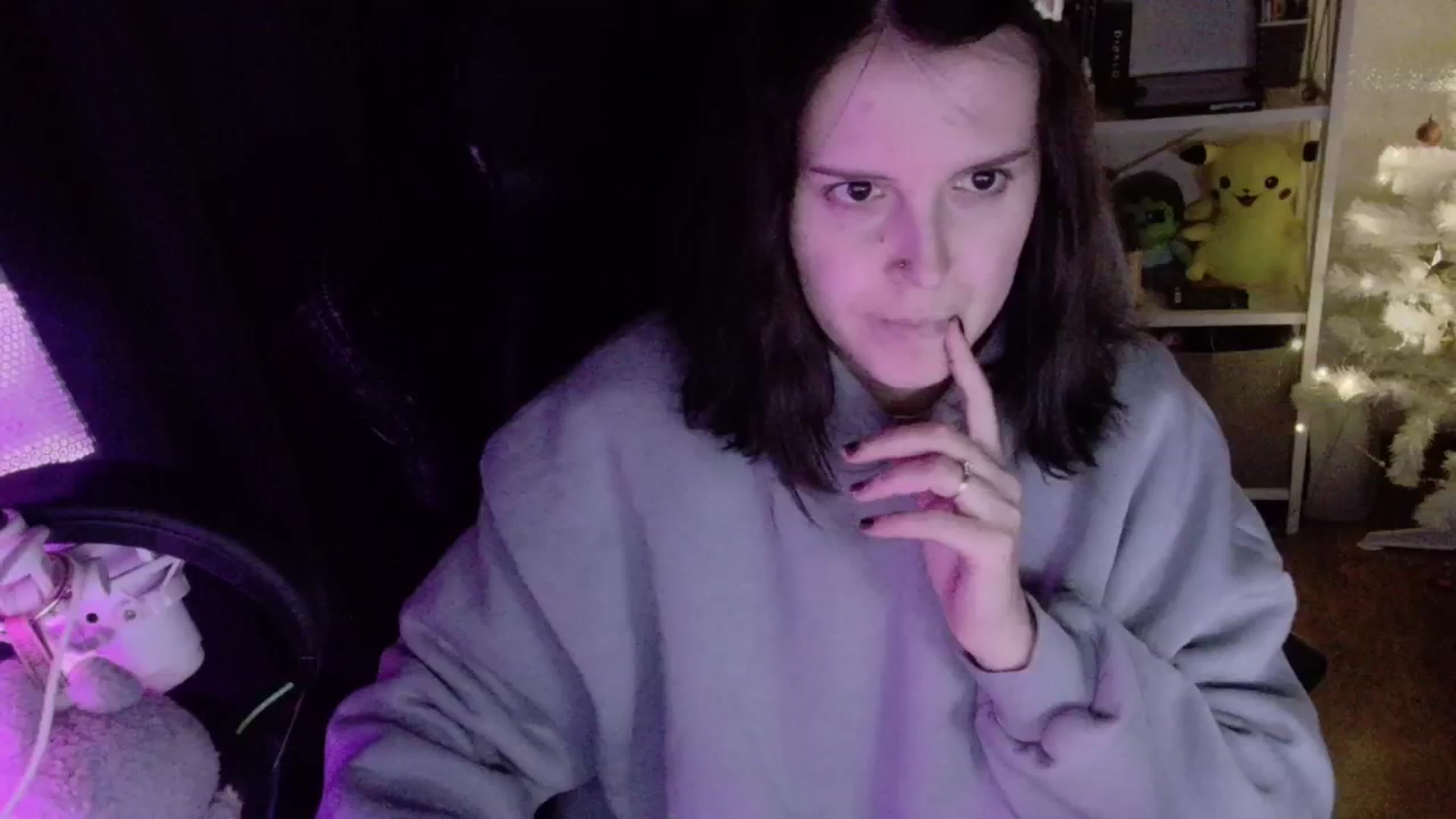 Gallery image thumbnail from Justpixel's myfreecams stream on, 12/24/2025, 16:49 image 1 of 20