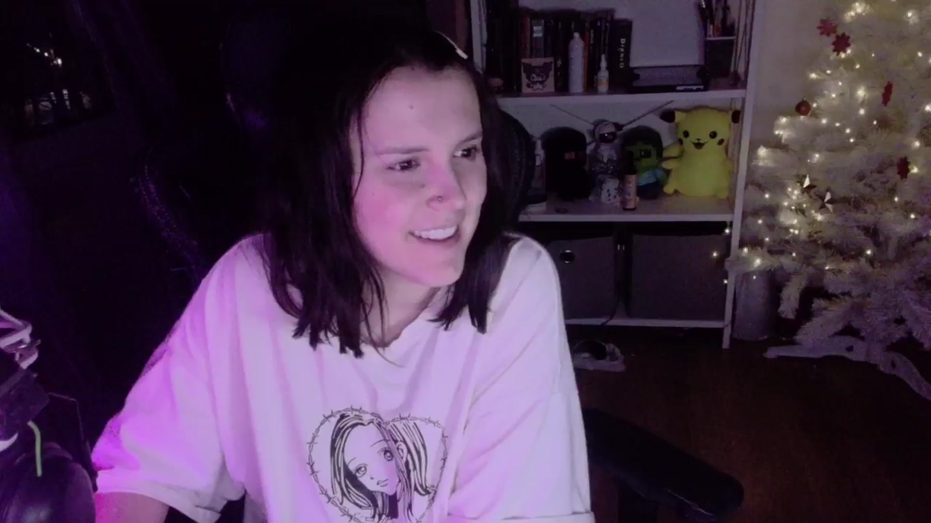 Gallery image thumbnail from Justpixel's myfreecams stream on, 12/25/2025, 02:59 image 6 of 20