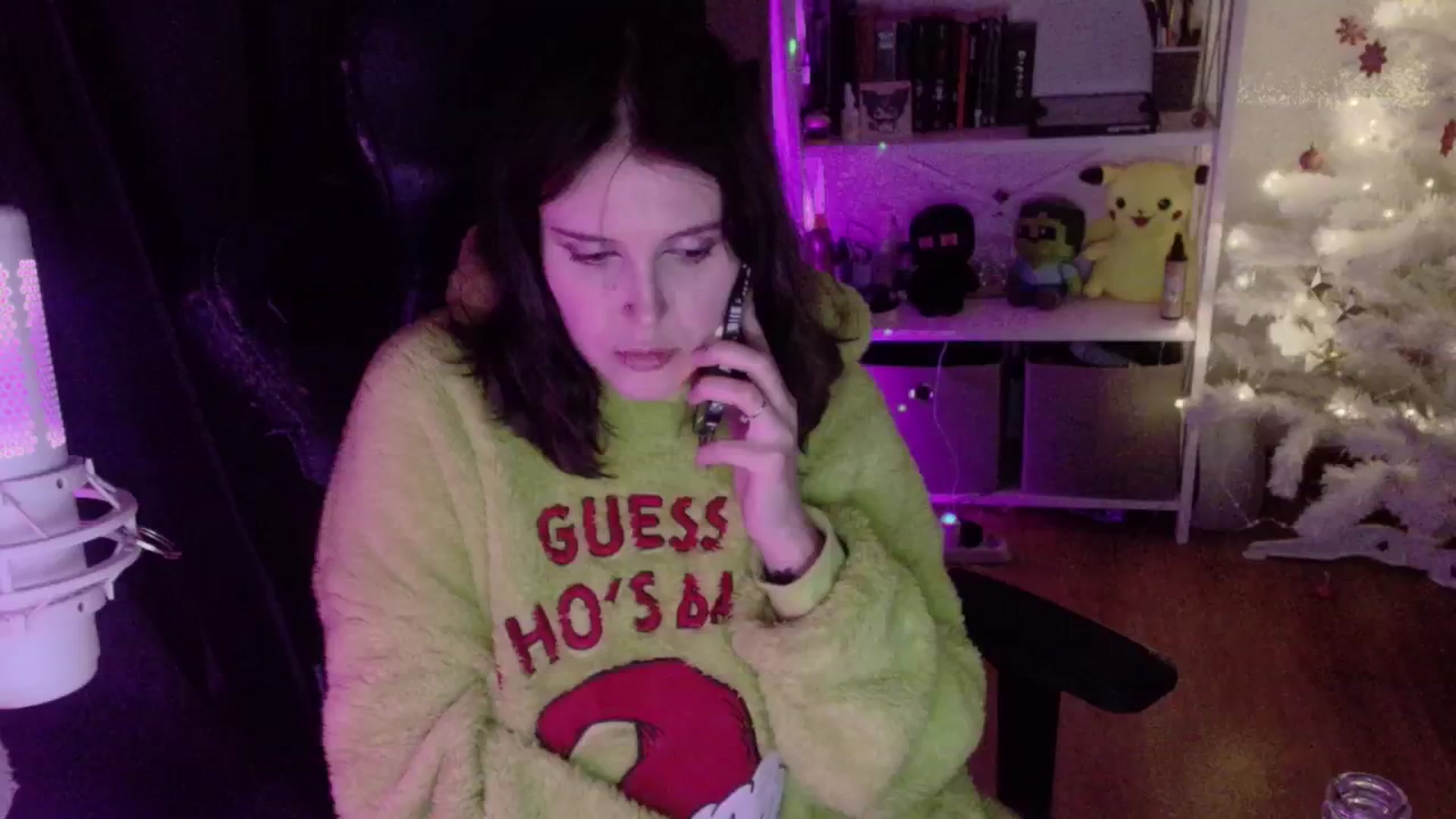 Gallery image thumbnail from Justpixel's myfreecams stream on, 12/25/2025, 16:53 image 12 of 20