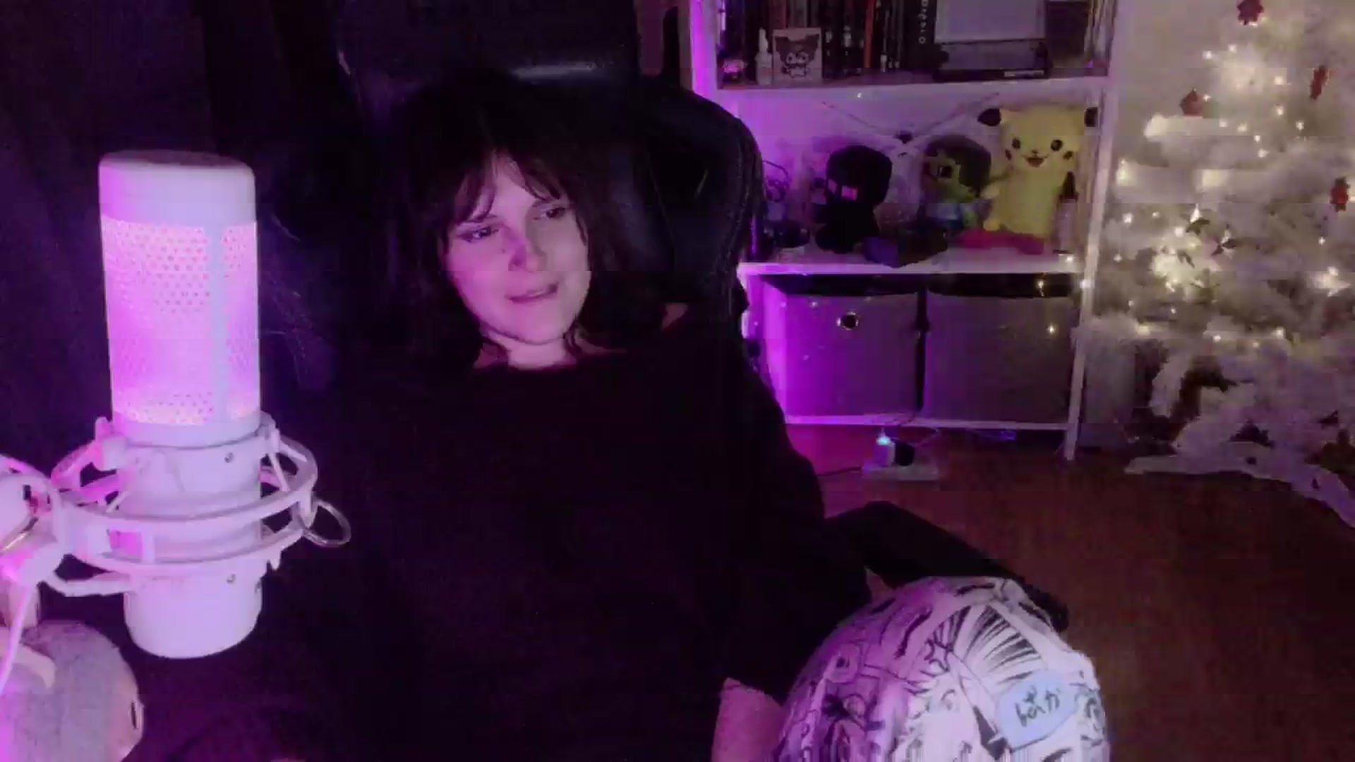 Gallery image thumbnail from Justpixel's myfreecams stream on, 12/26/2025, 01:30 image 13 of 20