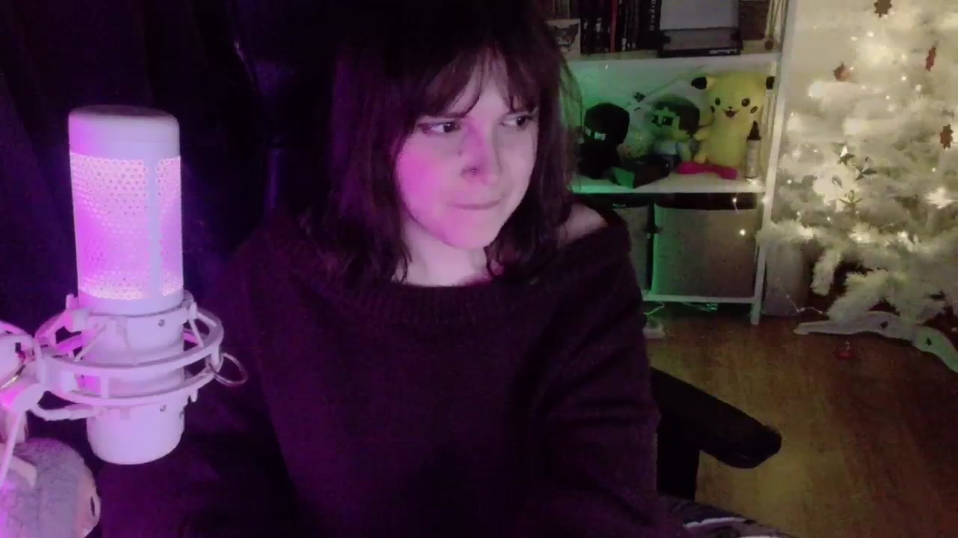 Gallery image thumbnail from Justpixel's myfreecams stream on, 12/26/2025, 01:30 image 15 of 20