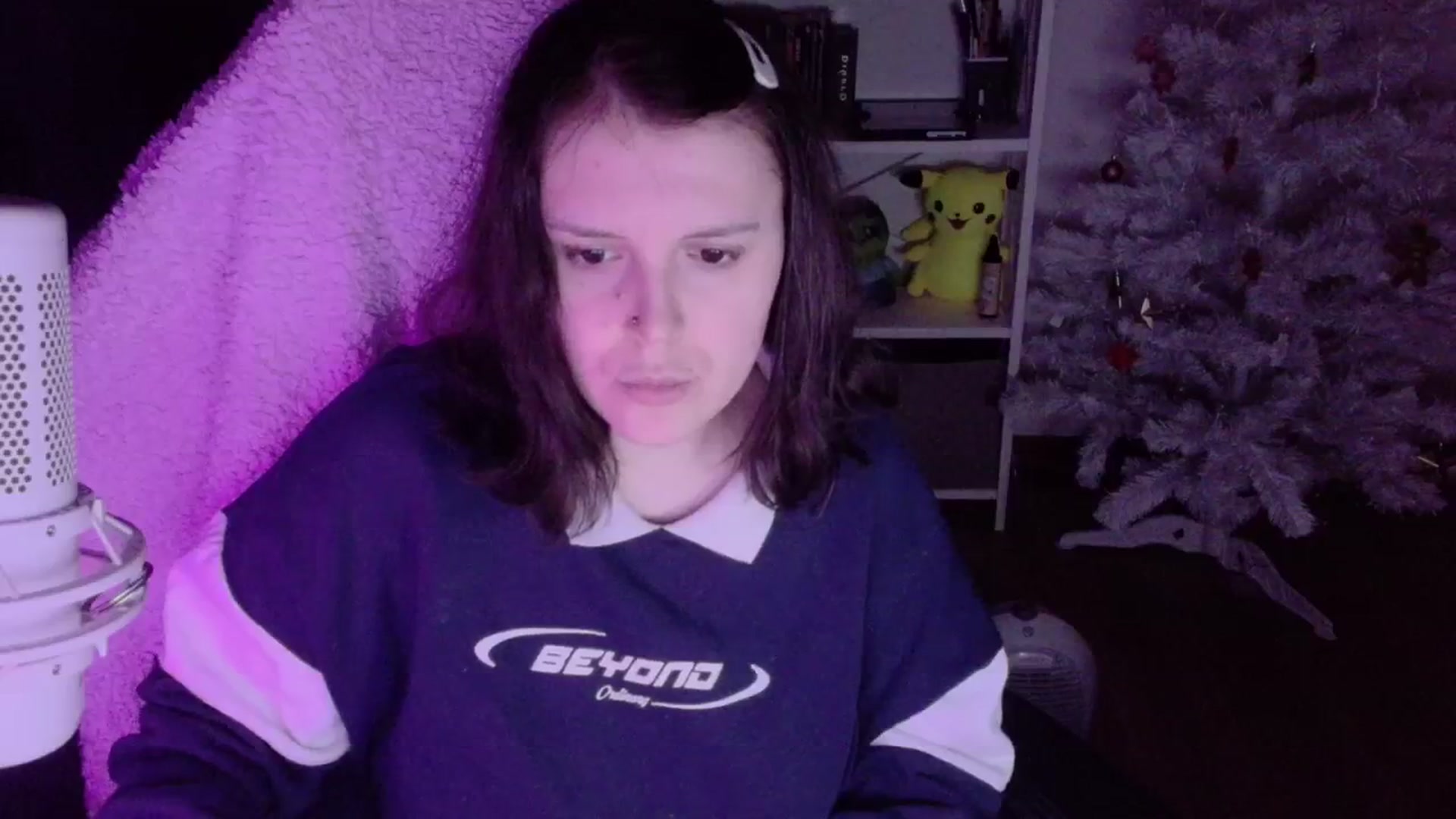 Gallery image thumbnail from Justpixel's myfreecams stream on, 12/26/2025, 23:21 image 3 of 20