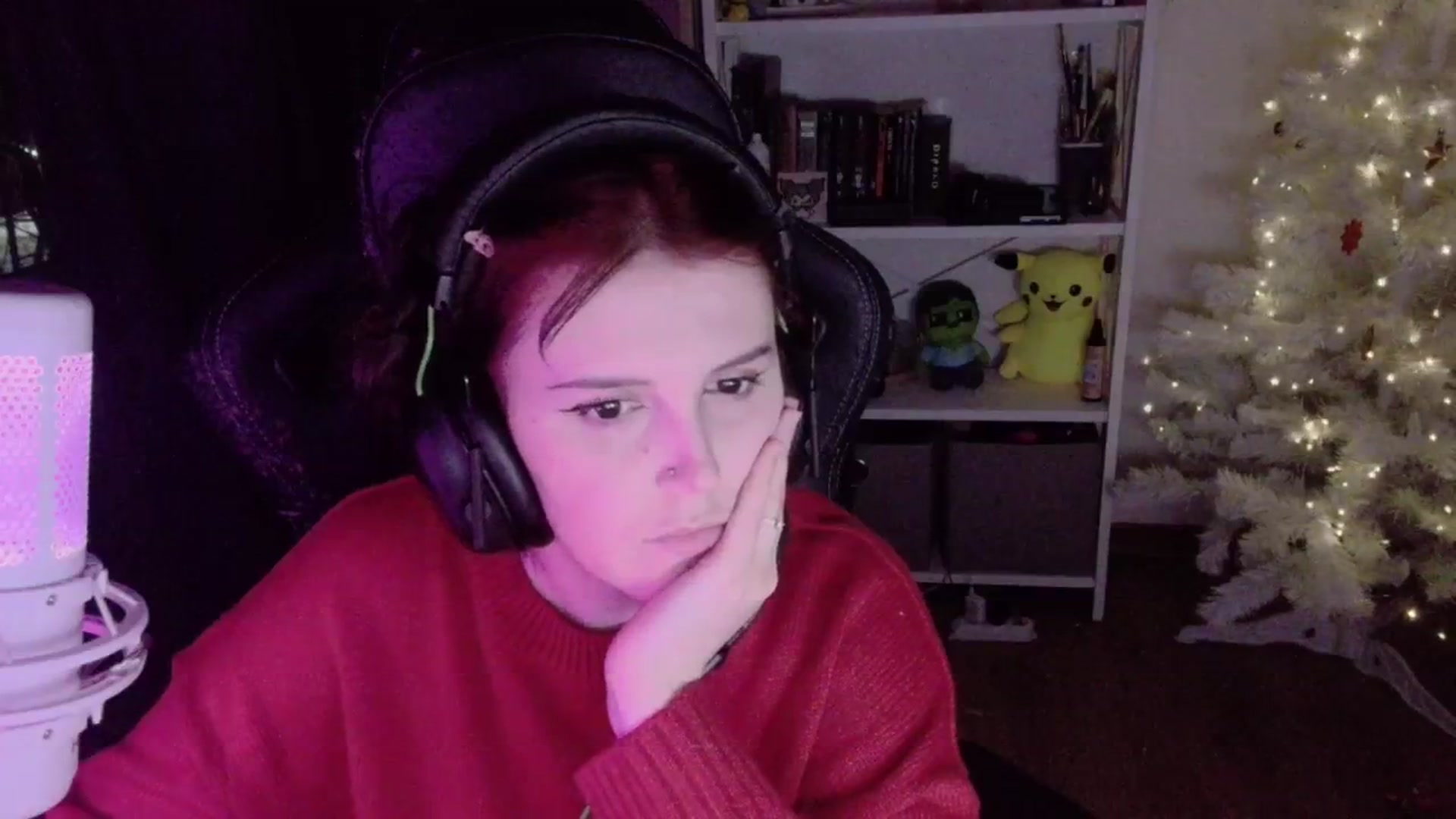 Gallery image thumbnail from Justpixel's myfreecams stream on, 12/30/2025, 19:48 image 10 of 20
