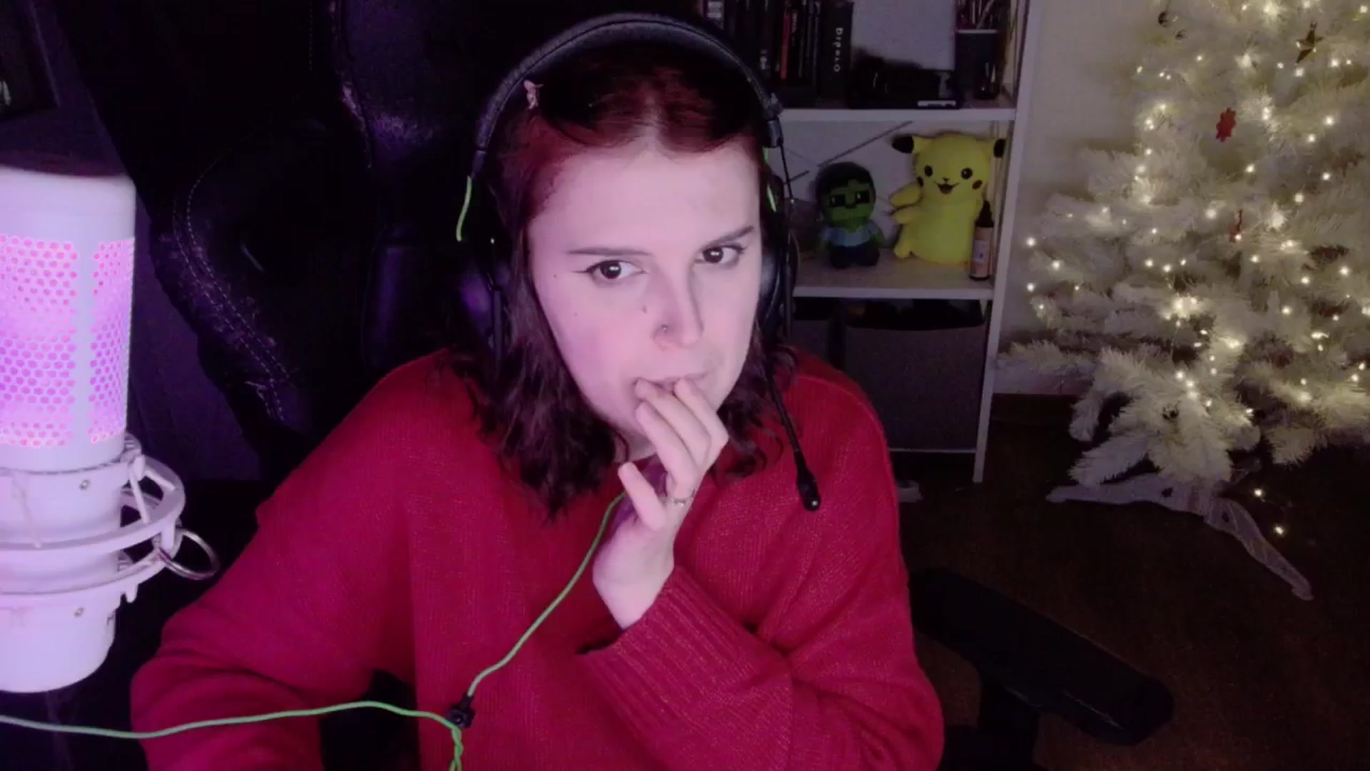 Gallery image thumbnail from Justpixel's myfreecams stream on, 12/31/2025, 24:11 image 19 of 20