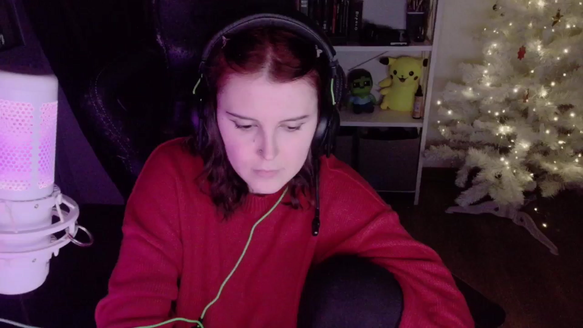 Gallery image thumbnail from Justpixel's myfreecams stream on, 12/31/2025, 24:11 image 18 of 20