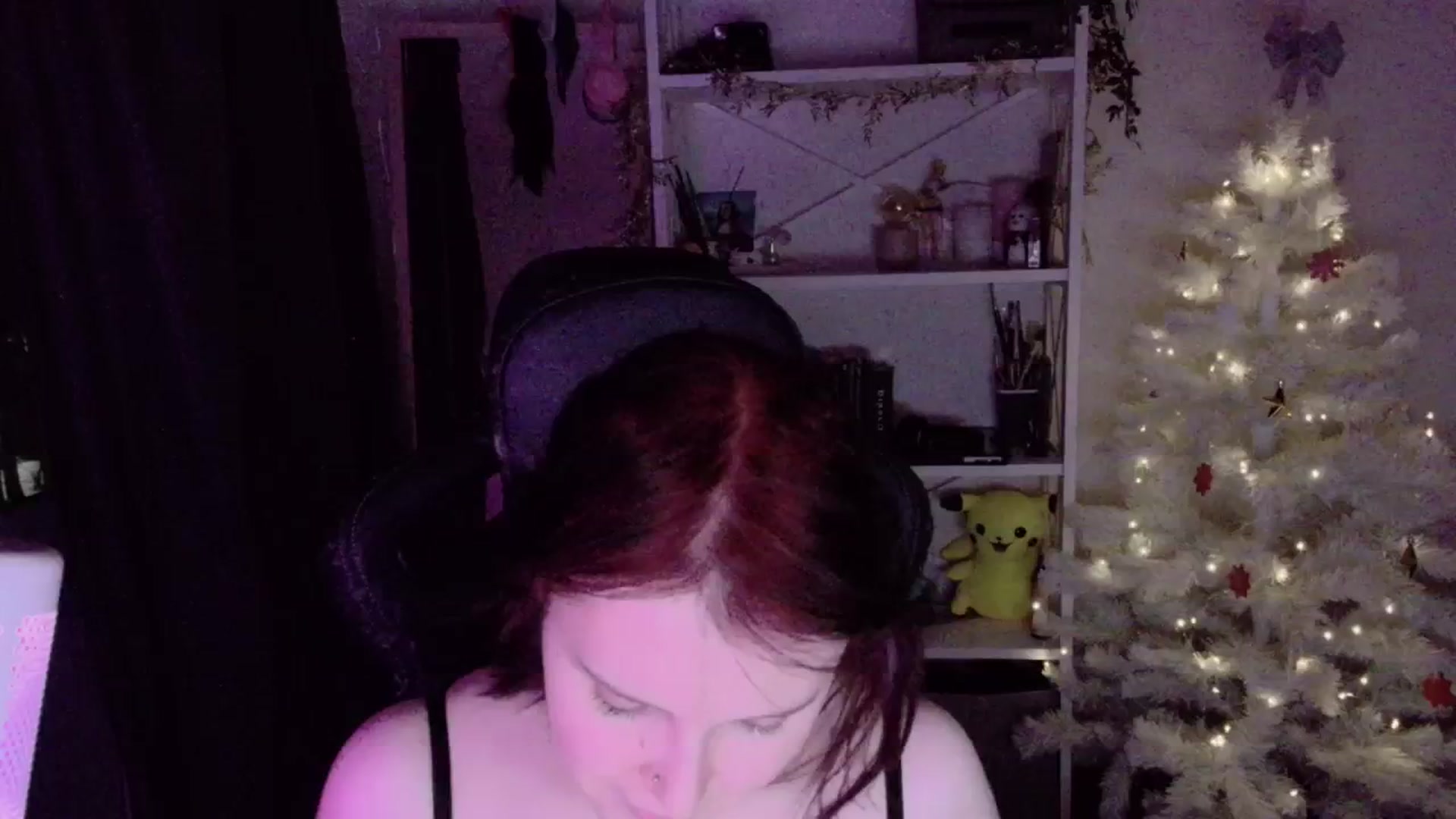Gallery image thumbnail from Justpixel's myfreecams stream on, 01/01/2026, 24:14 image 8 of 20