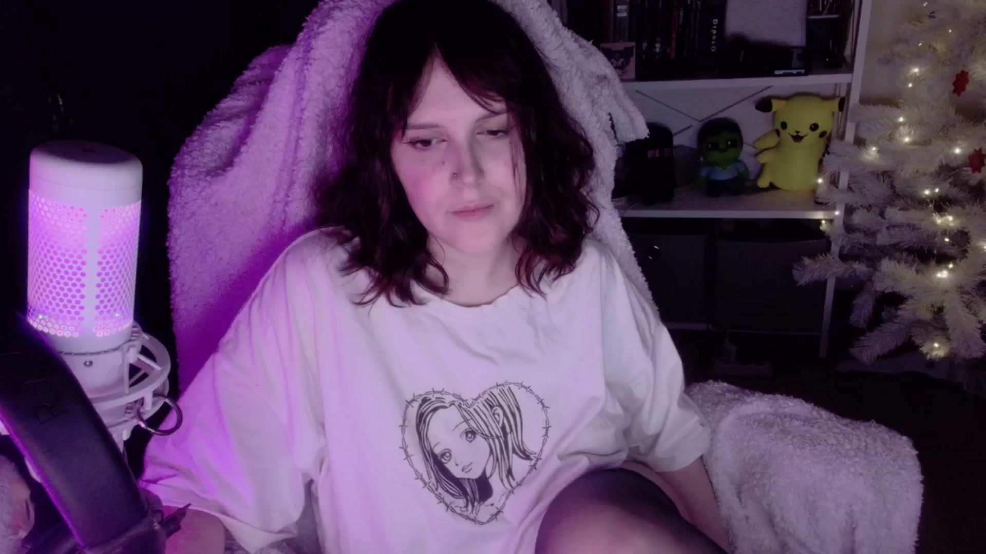 Gallery image thumbnail from Justpixel's myfreecams stream on, 01/01/2026, 24:14 image 16 of 20