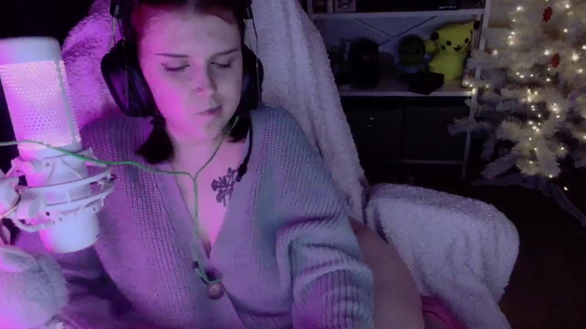 Gallery image thumbnail from Justpixel's myfreecams stream on, 01/02/2026, 24:00 image 19 of 20