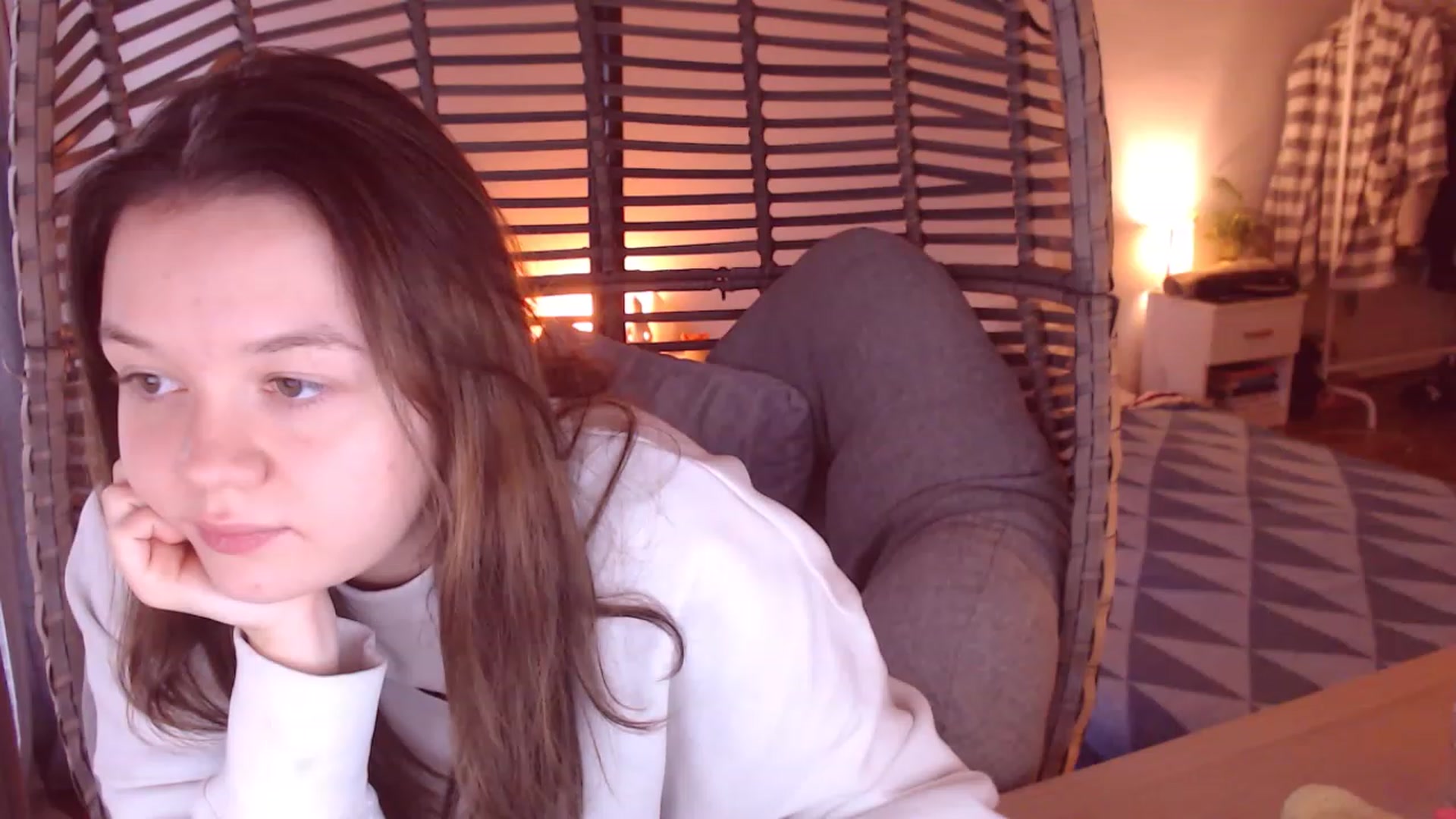 Gallery image thumbnail from Justturned_18's myfreecams stream on, 11/16/2022, 14:29 image 10 of 20