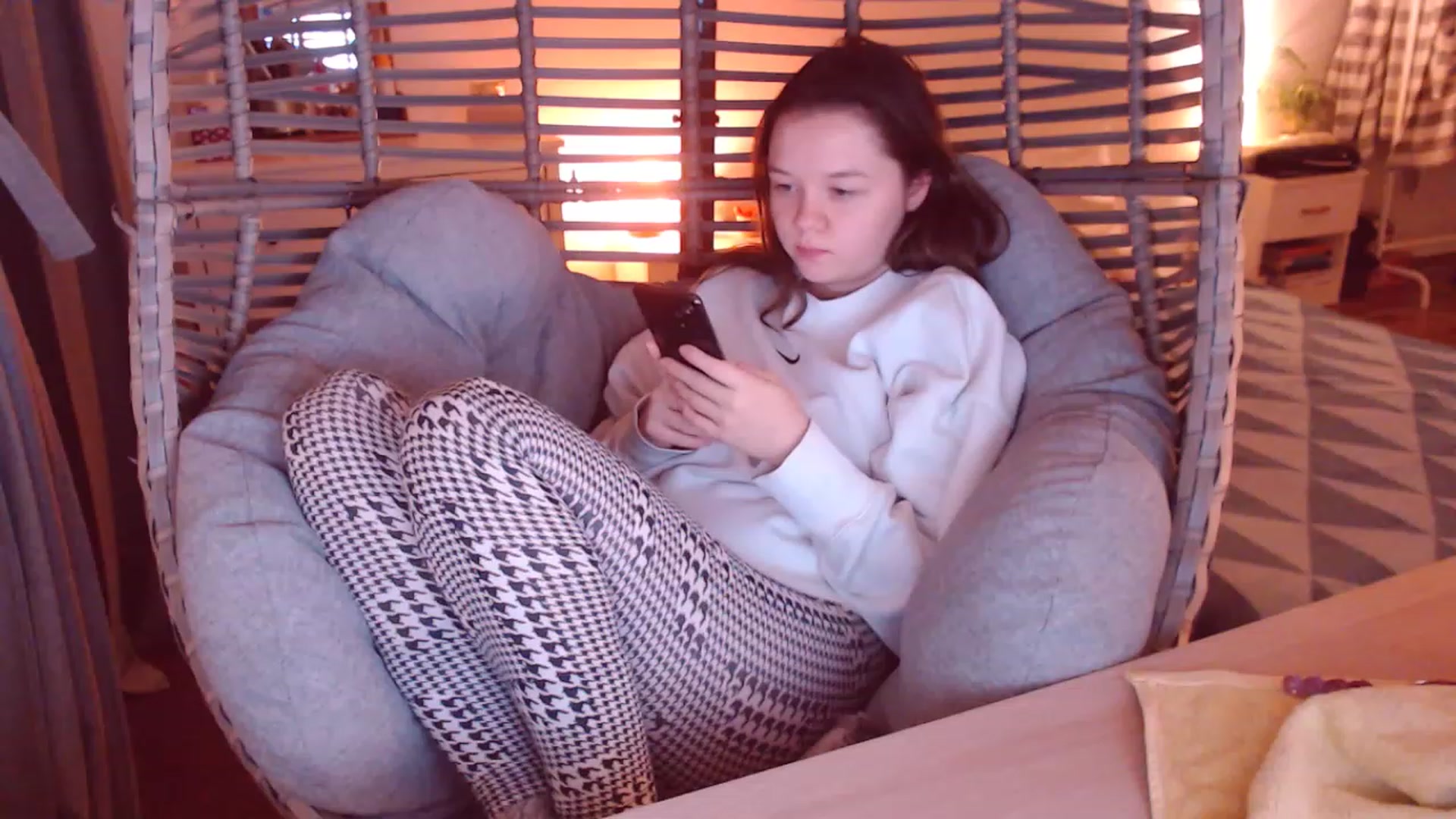 Gallery image thumbnail from Justturned_18's myfreecams stream on, 11/16/2022, 16:38 image 15 of 20