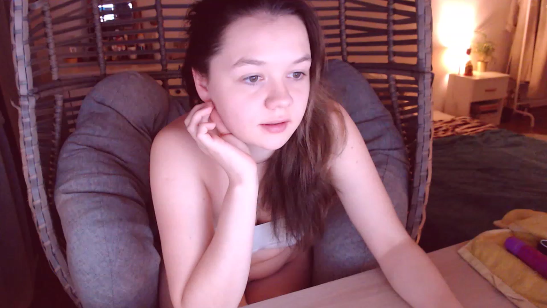 Gallery image thumbnail from Justturned_18's myfreecams stream on, 11/19/2022, 16:47 image 6 of 20