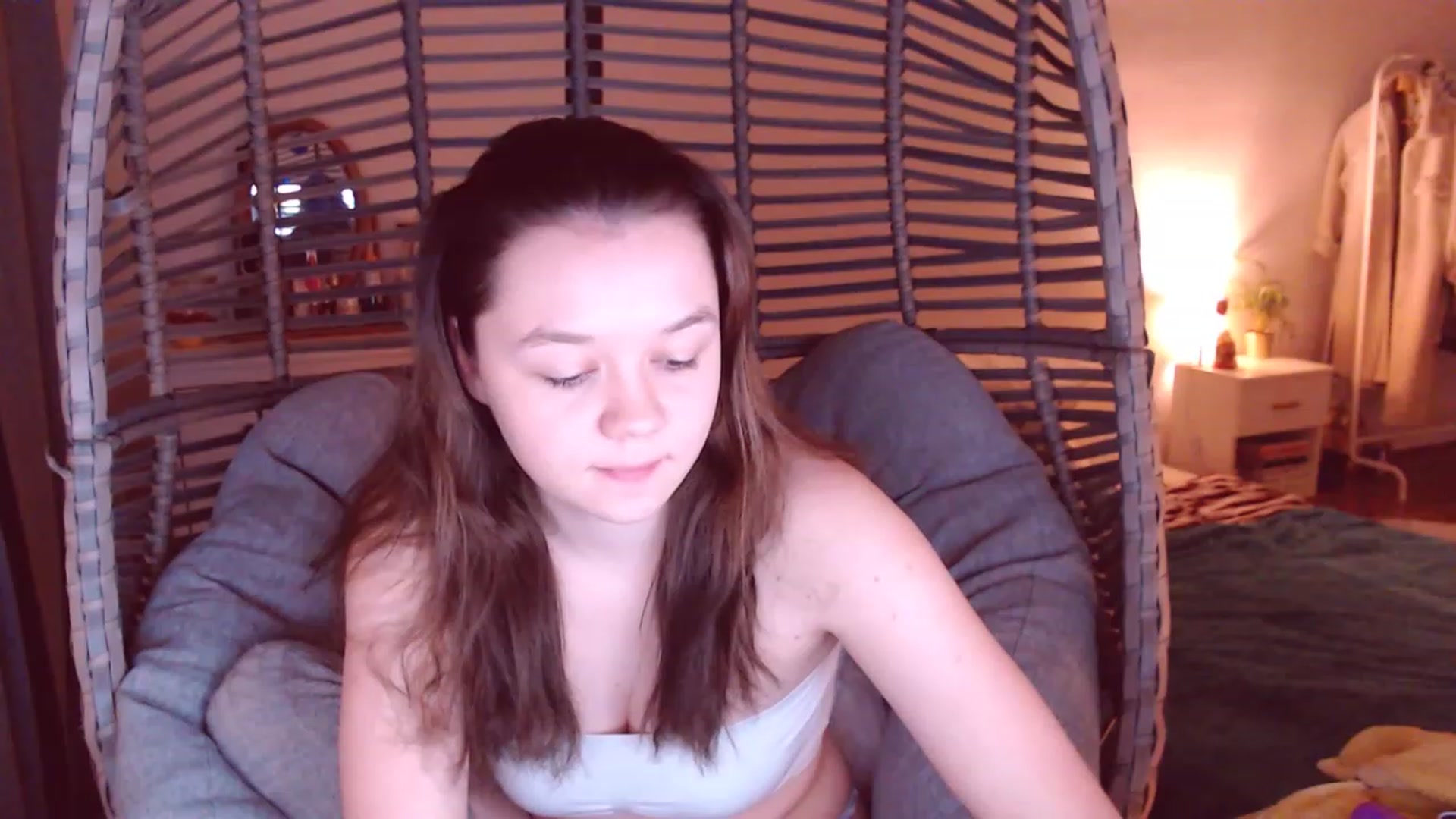 Gallery image thumbnail from Justturned_18's myfreecams stream on, 11/19/2022, 16:47 image 17 of 20