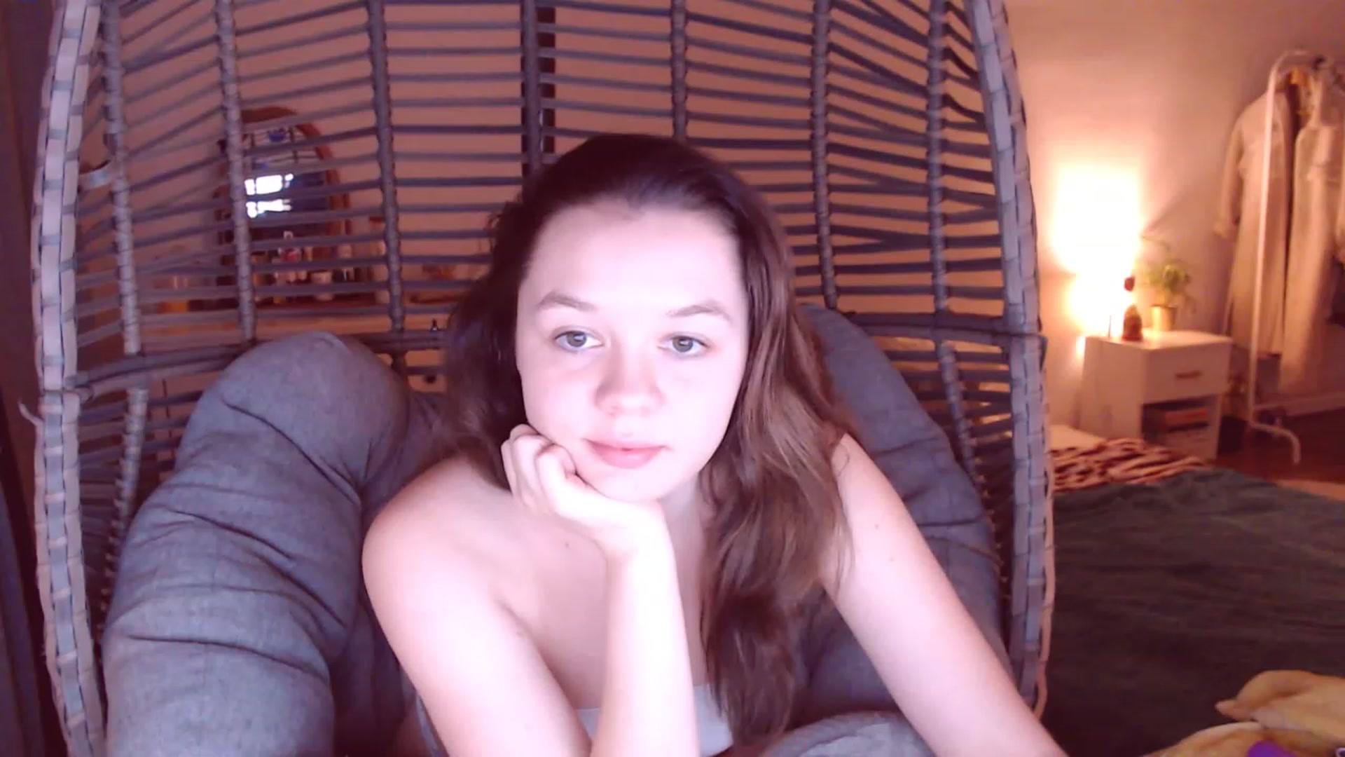 Gallery image thumbnail from Justturned_18's myfreecams stream on, 11/19/2022, 16:47 image 9 of 20