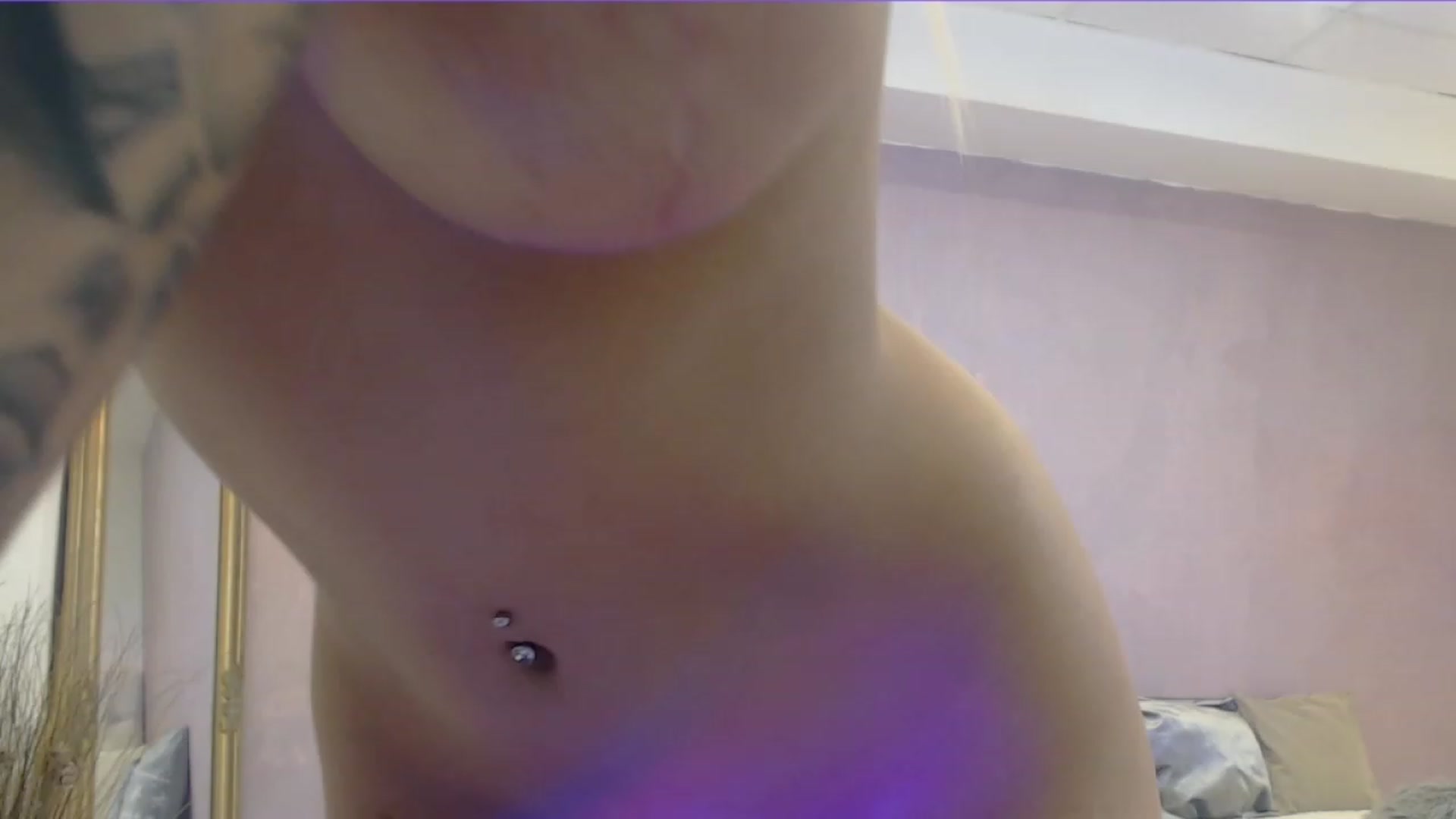 Gallery image thumbnail from Juts_MiaX's myfreecams stream on, 12/02/2022, 13:22 image 19 of 20