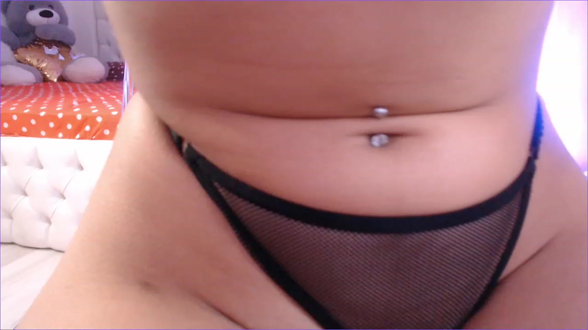 Gallery image thumbnail from Juts_MiaX's myfreecams stream on, 06/02/2023, 20:10 image 14 of 20