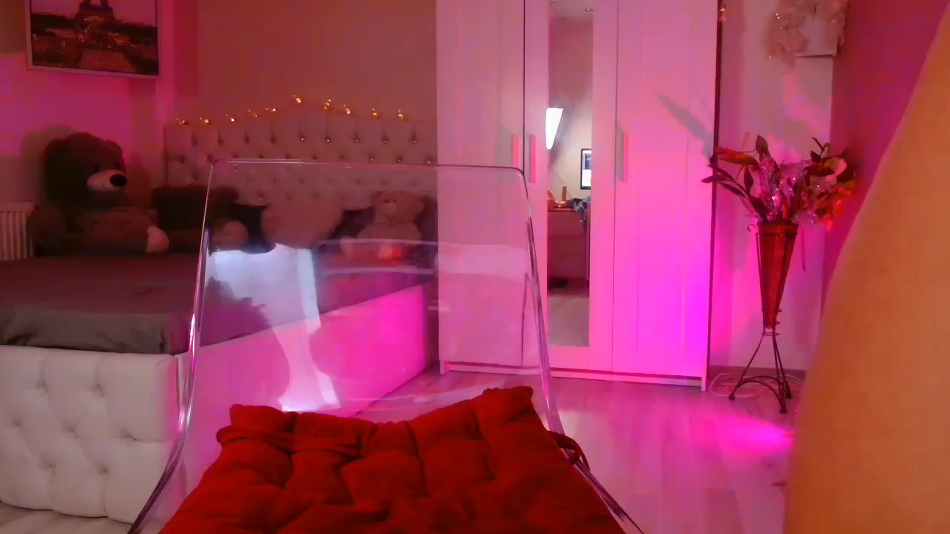 Gallery image thumbnail from Juts_MiaX's myfreecams stream on, 02/11/2024, 08:19 image 8 of 20