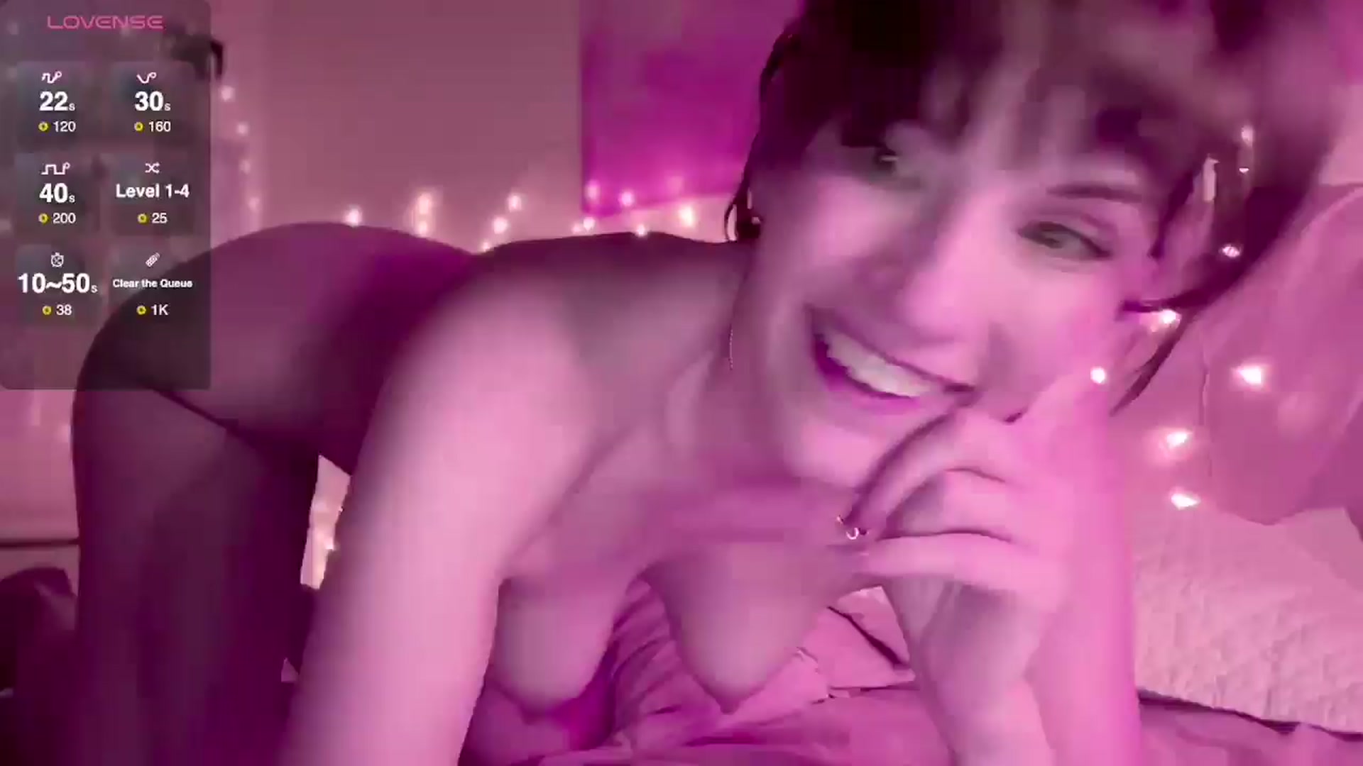 Gallery image thumbnail from Juxxtopposed's myfreecams stream on, 01/25/2025, 12:11 image 1 of 20