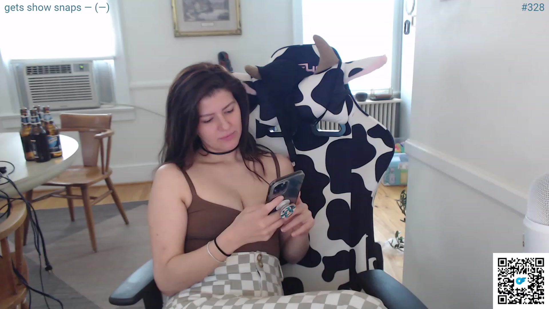 Gallery image thumbnail from Jwhiskewub_RC's myfreecams stream on, 06/10/2023, 21:08 image 1 of 20