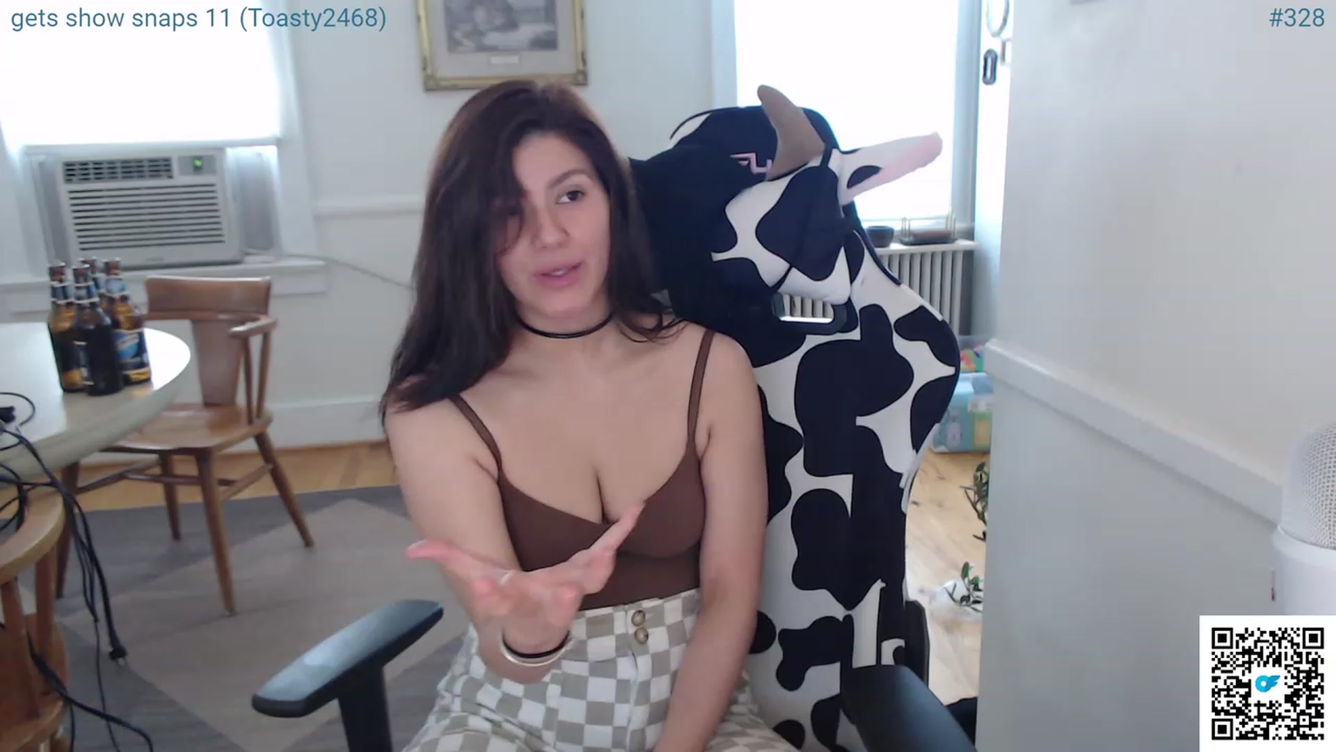 Gallery image thumbnail from Jwhiskewub_RC's myfreecams stream on, 06/10/2023, 21:08 image 4 of 20