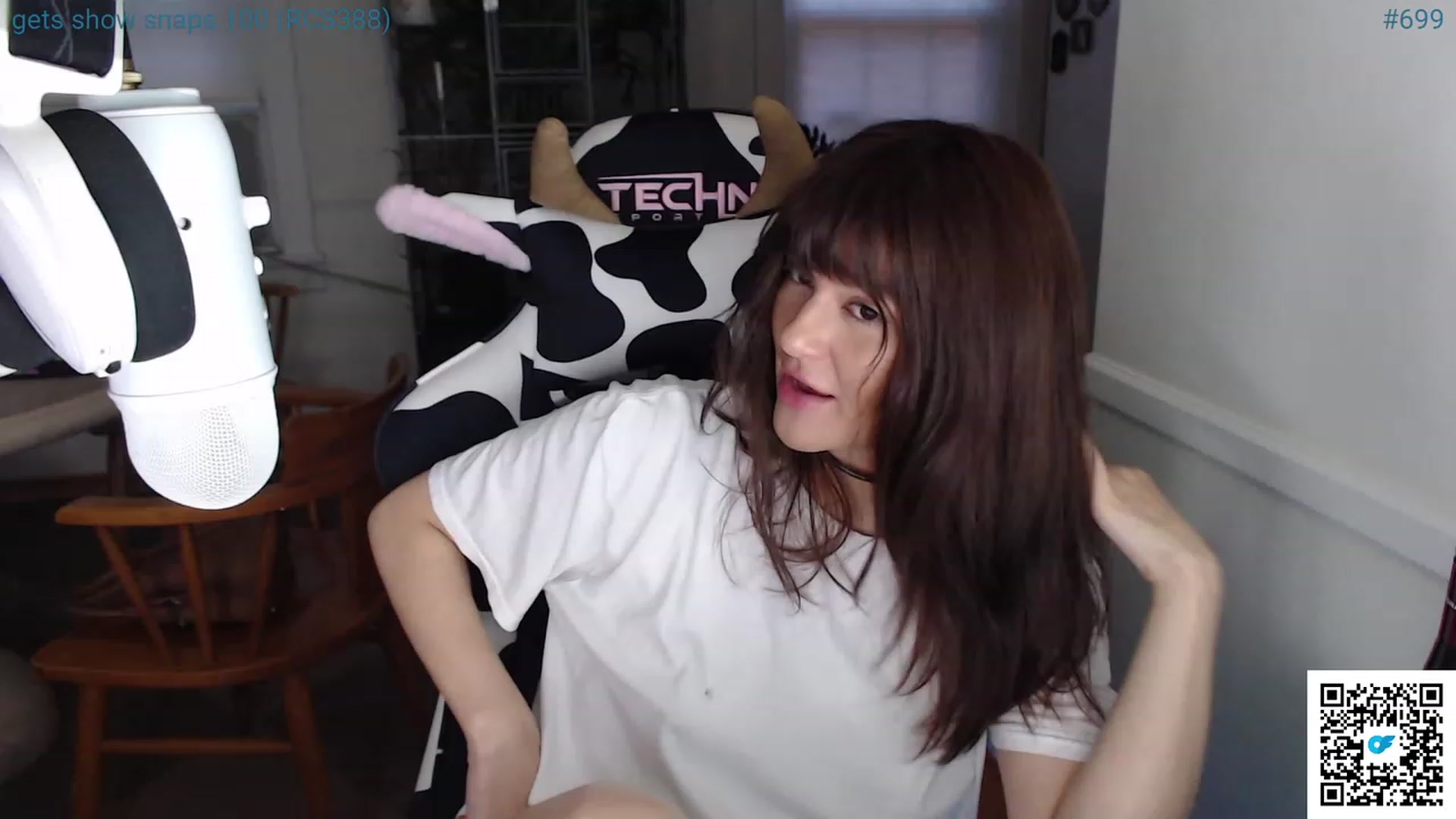 Gallery image thumbnail from Jwhiskewub_RC's myfreecams stream on, 06/24/2023, 02:07 image 3 of 20