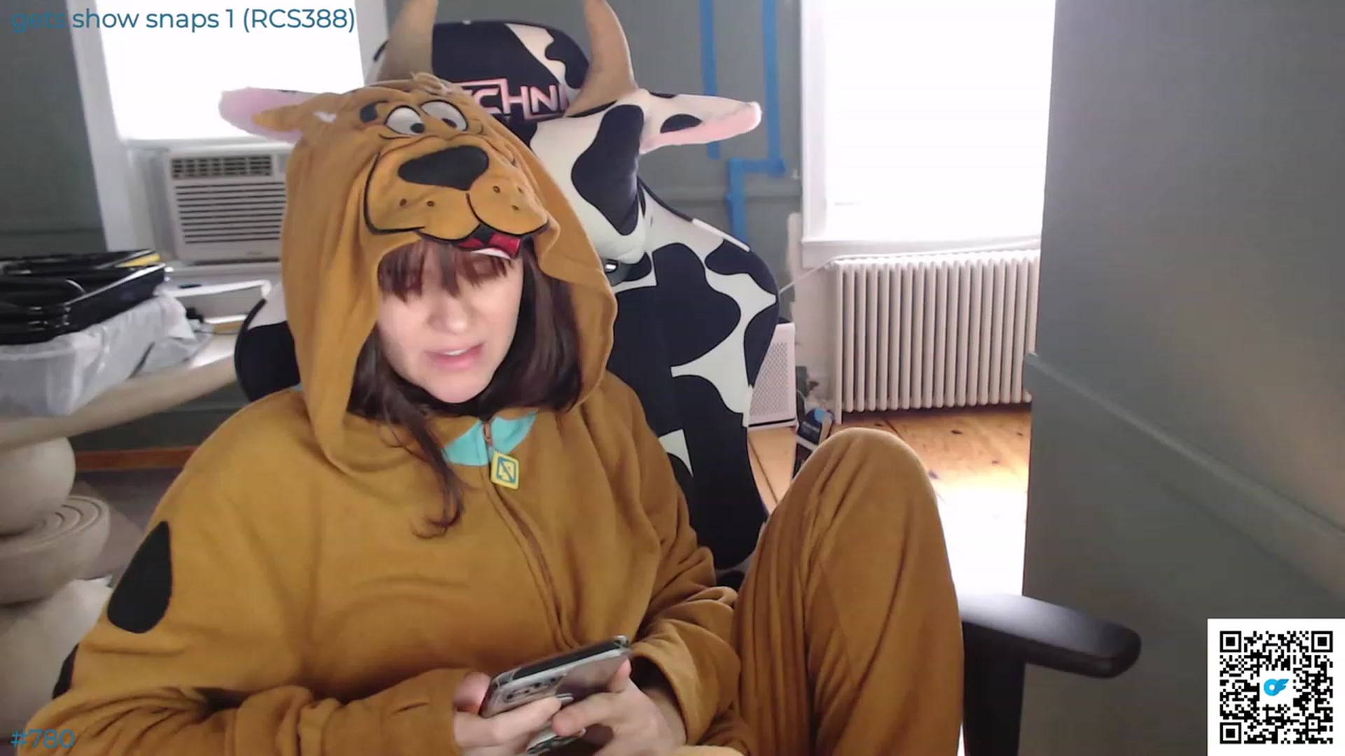 Gallery image thumbnail from Jwhiskewub_RC's myfreecams stream on, 07/23/2023, 17:38 image 8 of 20