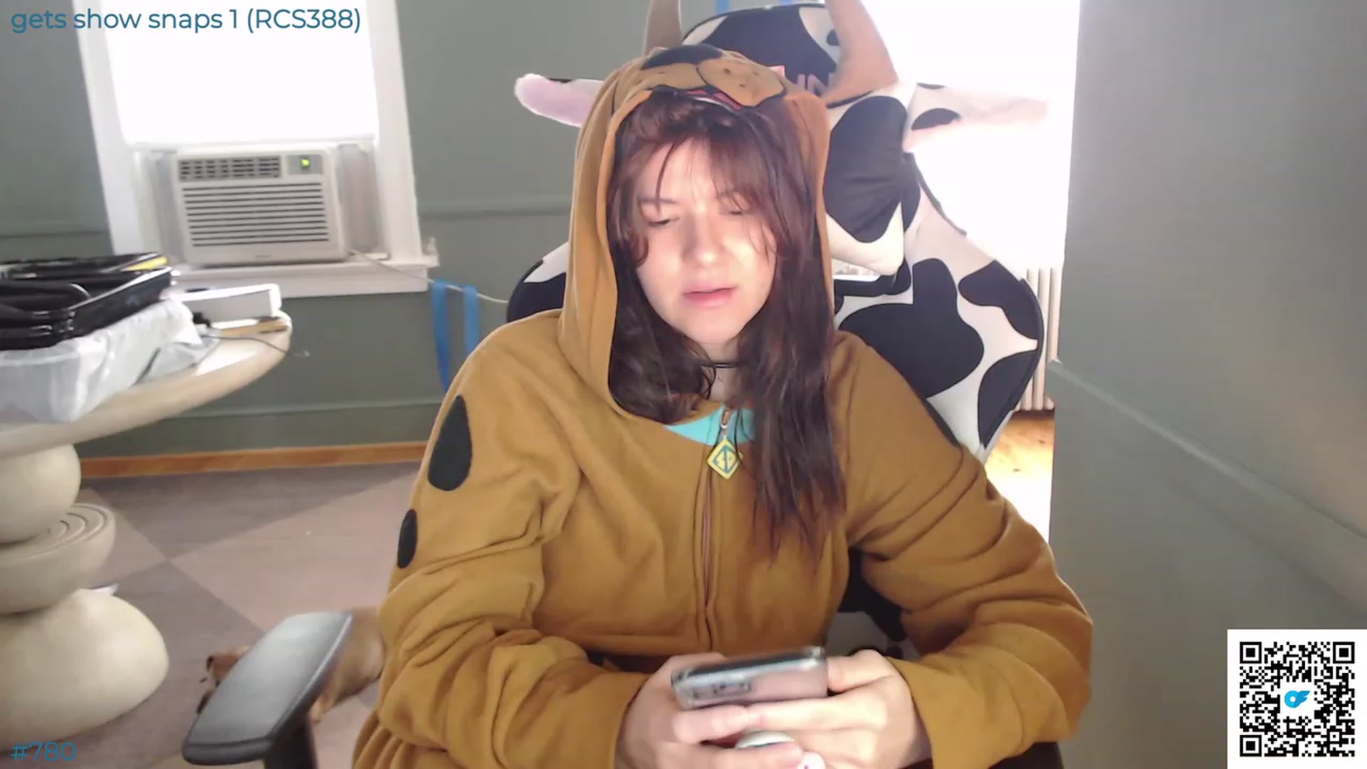 Gallery image thumbnail from Jwhiskewub_RC's myfreecams stream on, 07/23/2023, 17:38 image 11 of 20